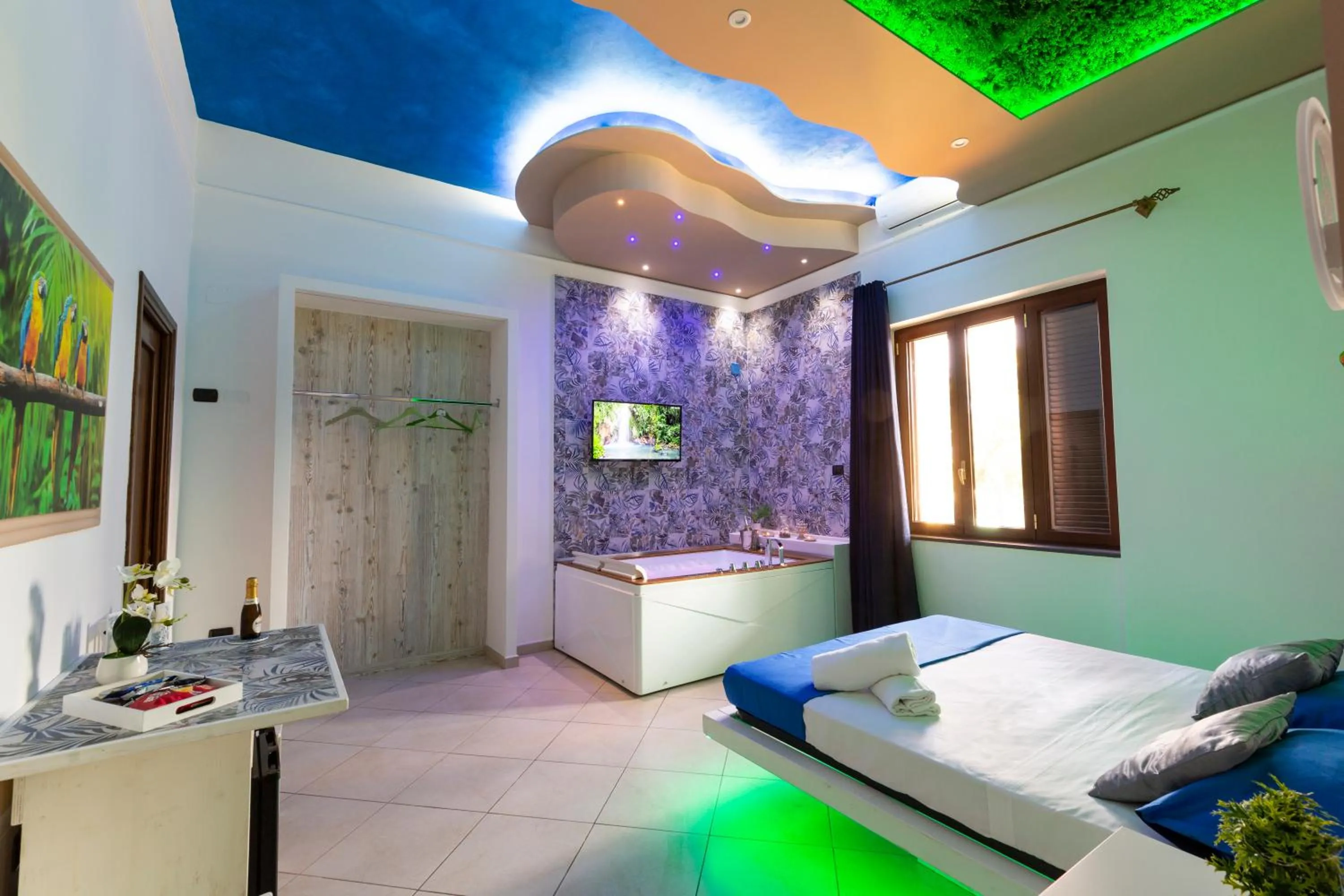 Bed in Pompei Luxury Rooms