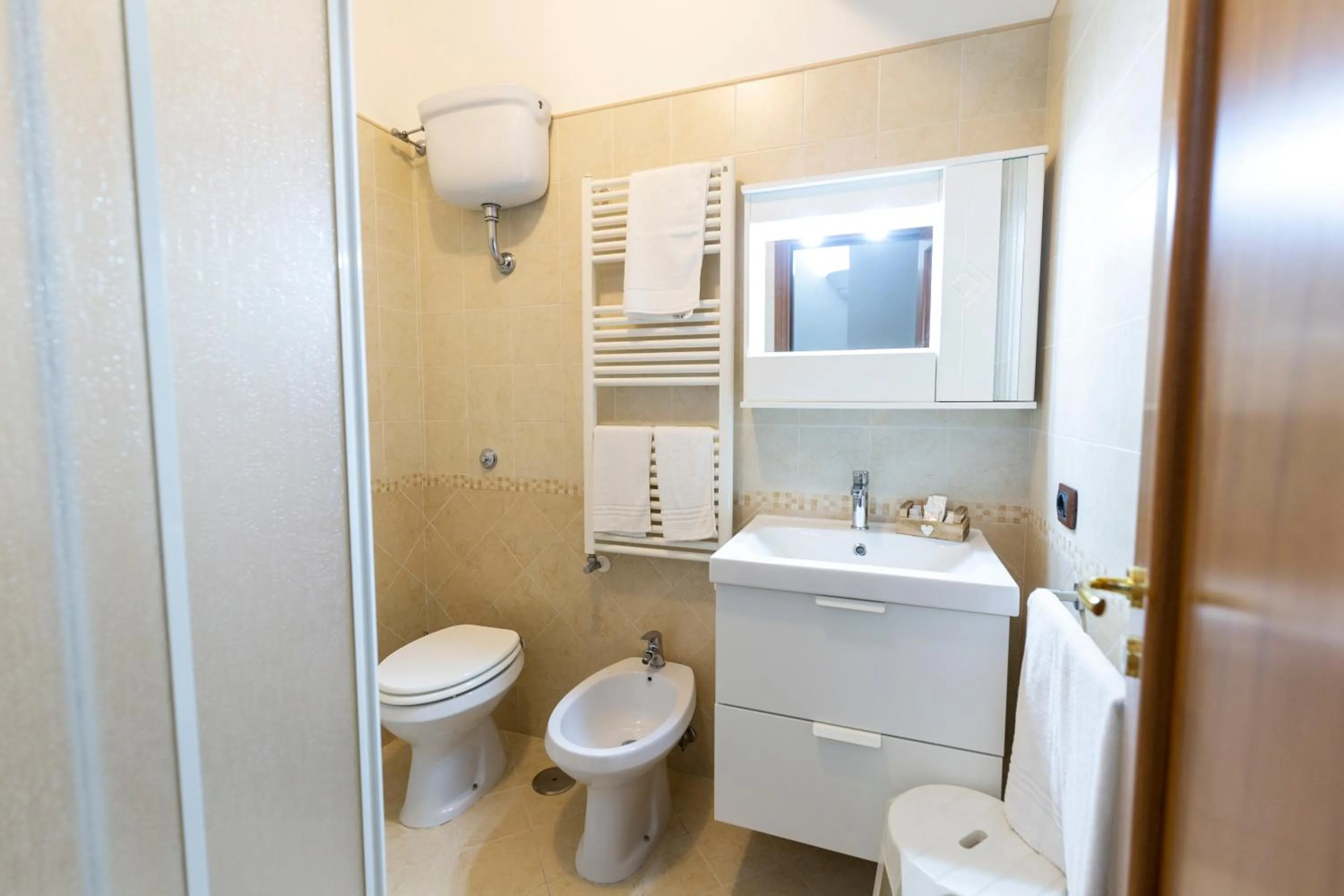 Bathroom in Pompei Luxury Rooms
