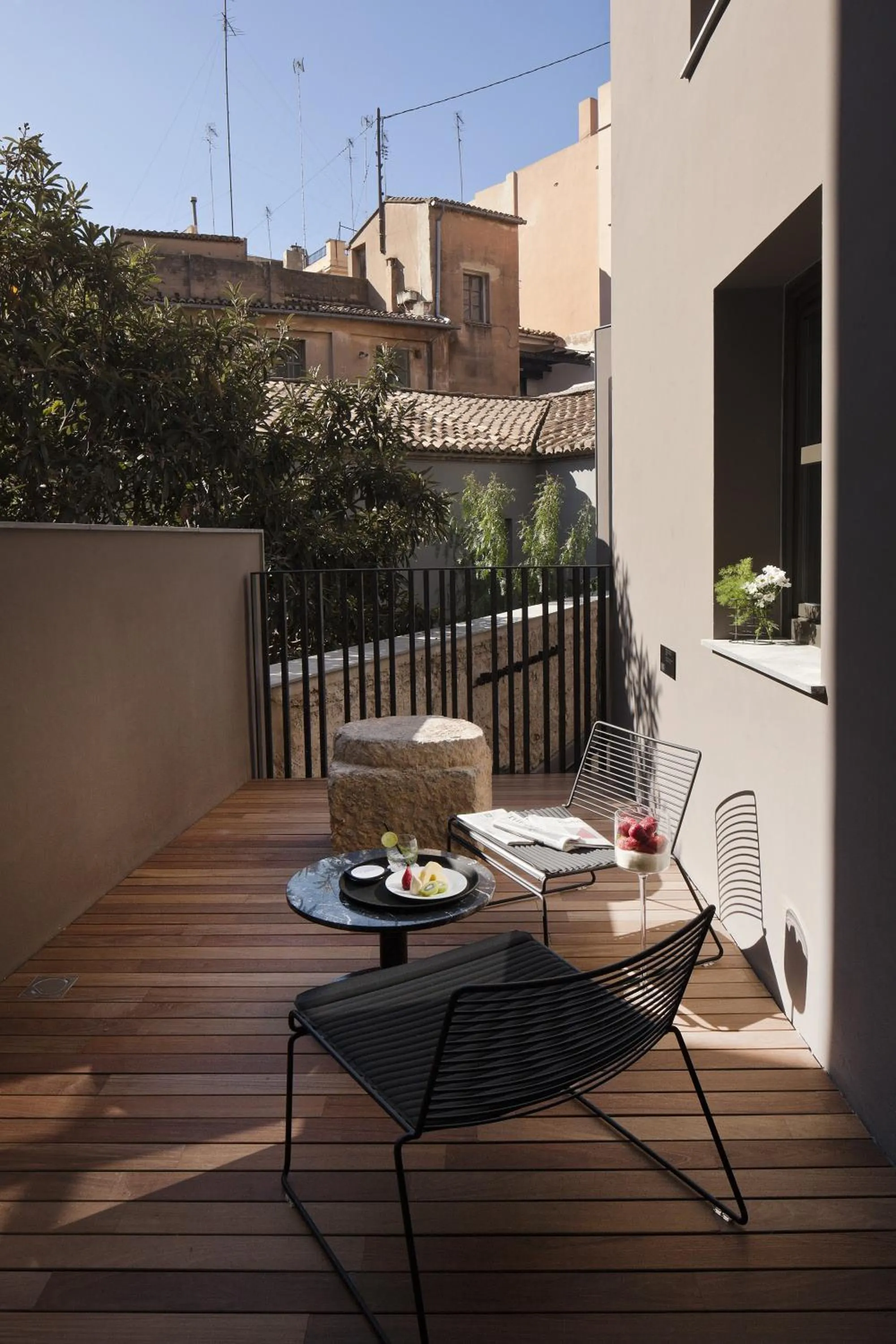 Balcony/Terrace in Caro Hotel