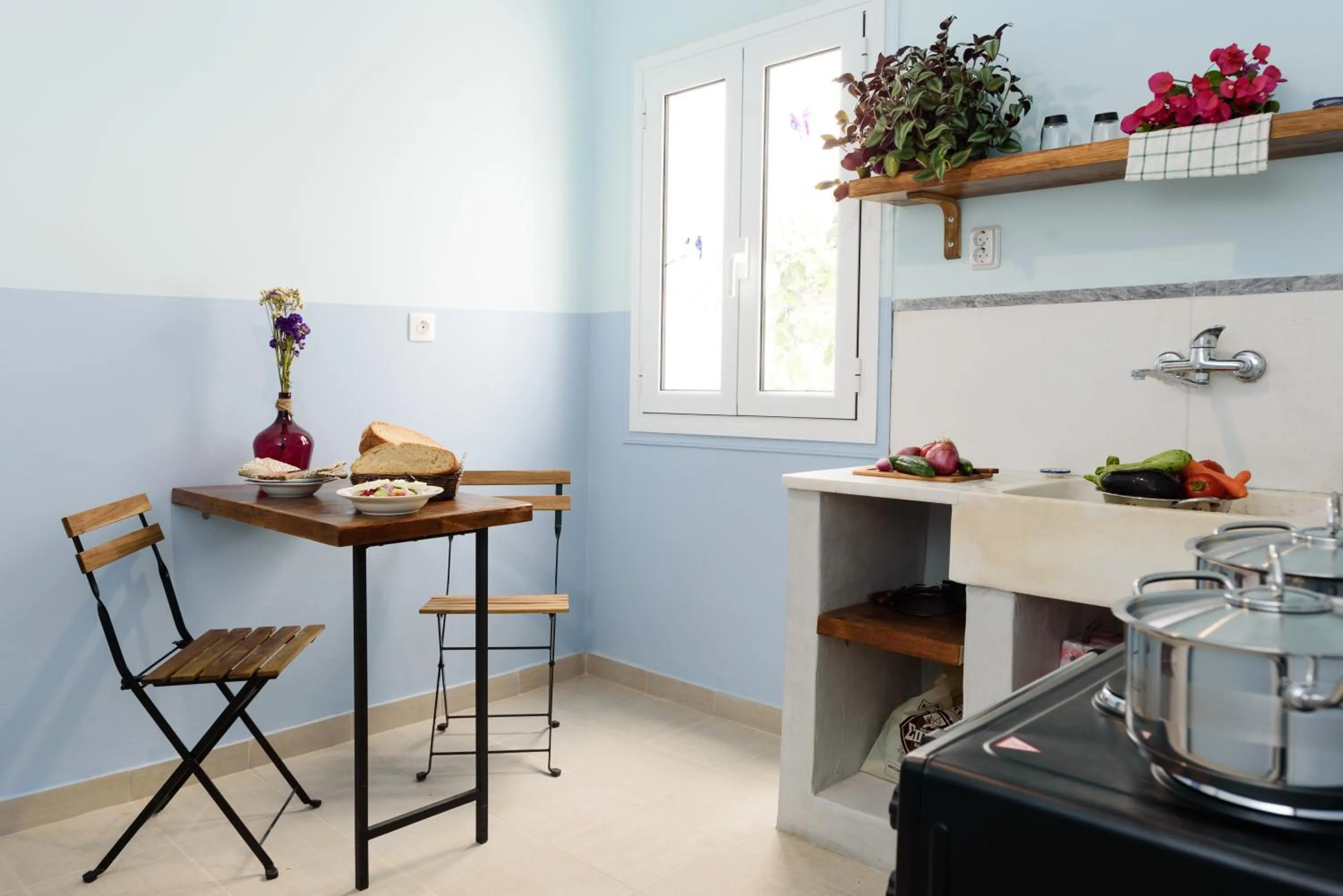 Kitchen or kitchenette in Kalamata Art Rooms