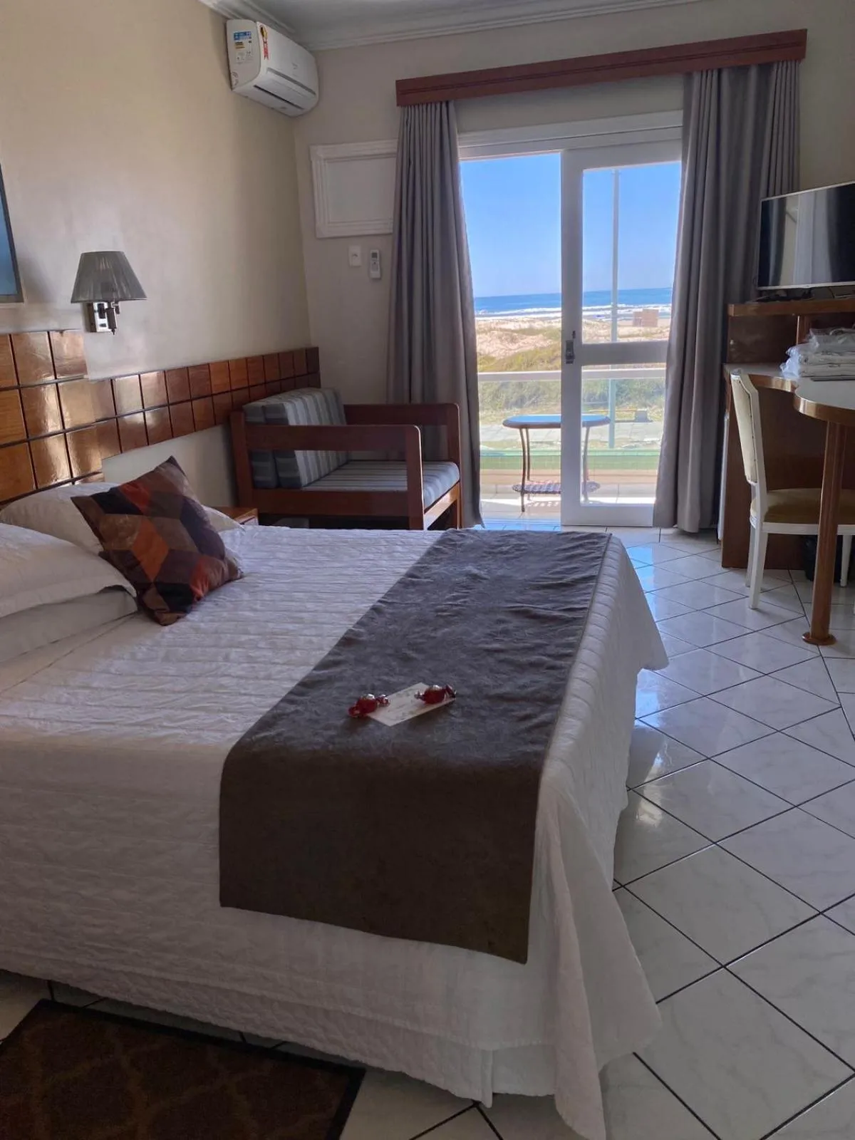 View (from property/room), Bed in Pousada La Barca