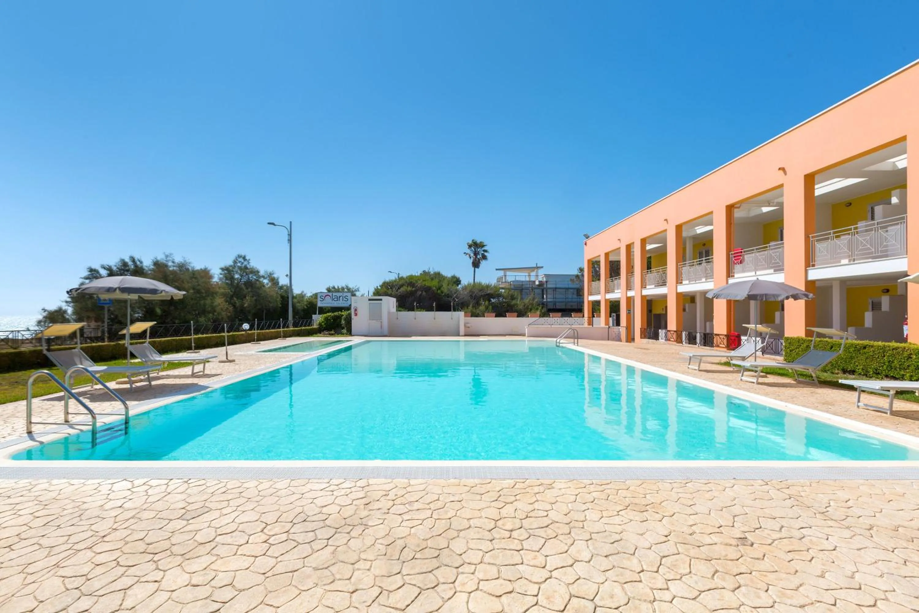 Swimming pool in Residence Solaris