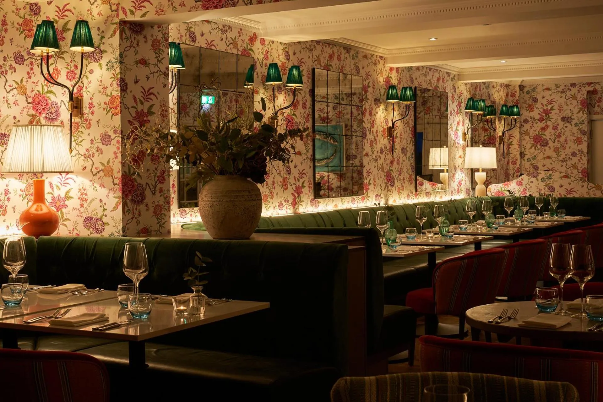 Restaurant/places to eat in Stanwell House