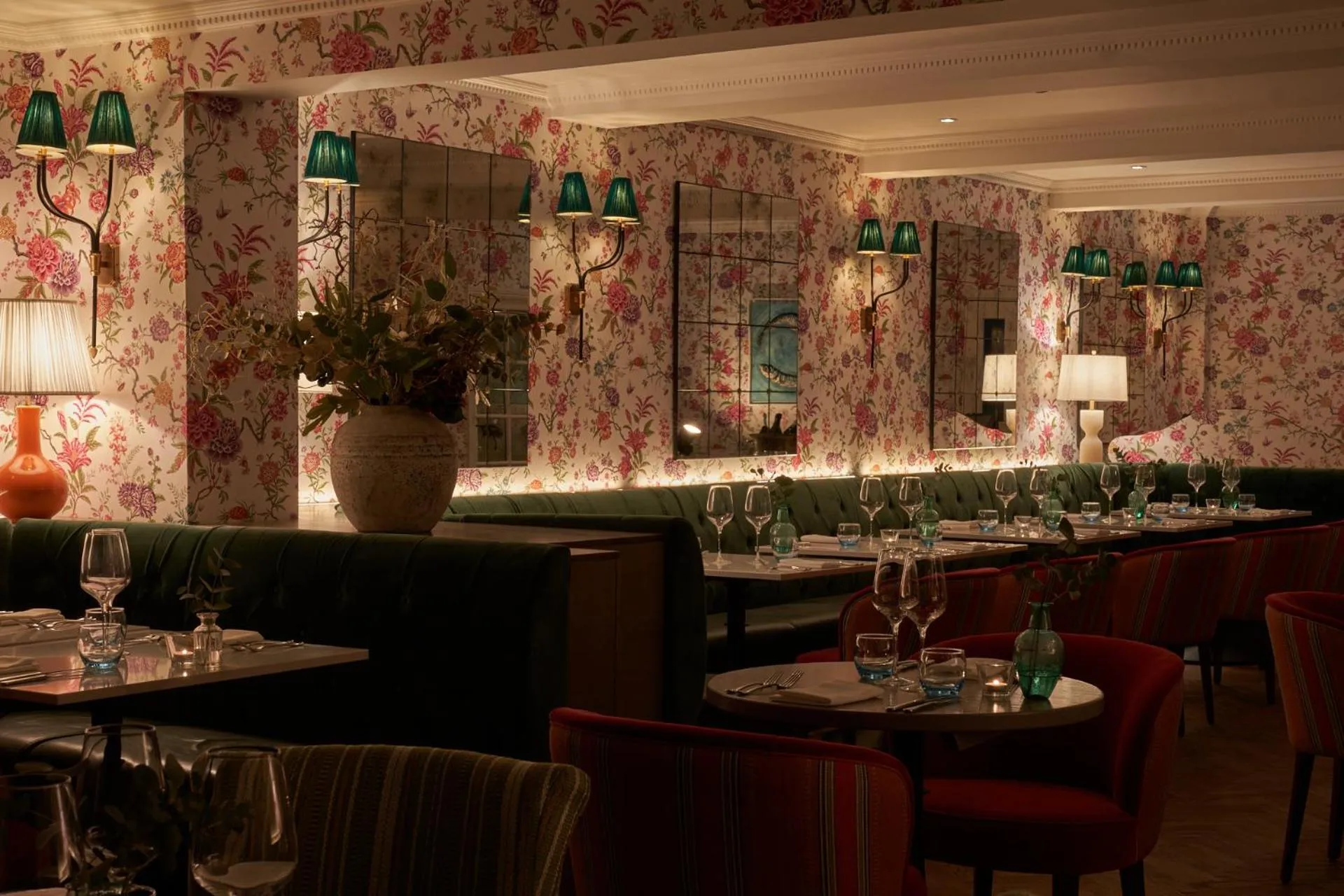 Restaurant/places to eat in Stanwell House