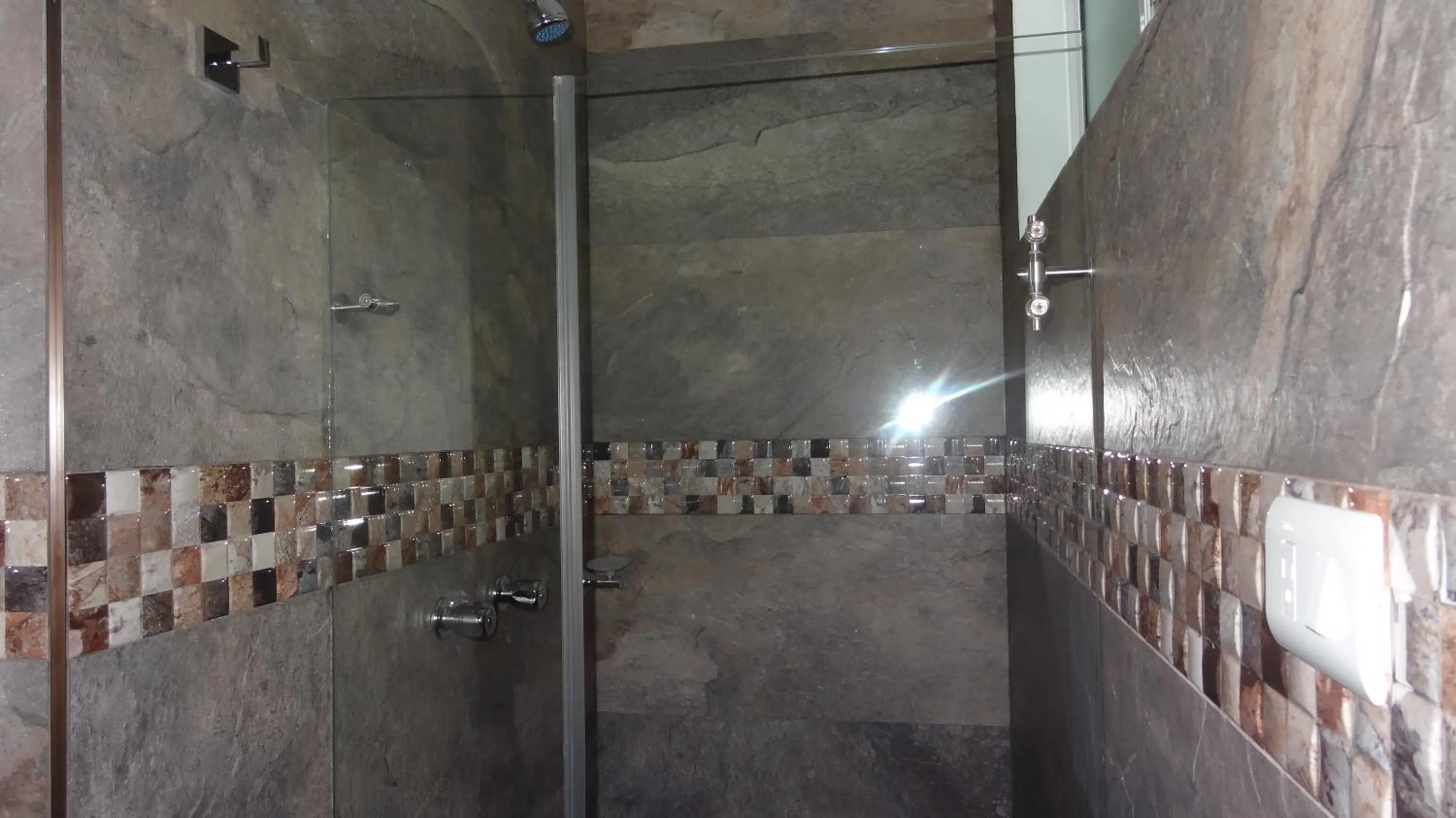 Twin Room in ARI Hotel