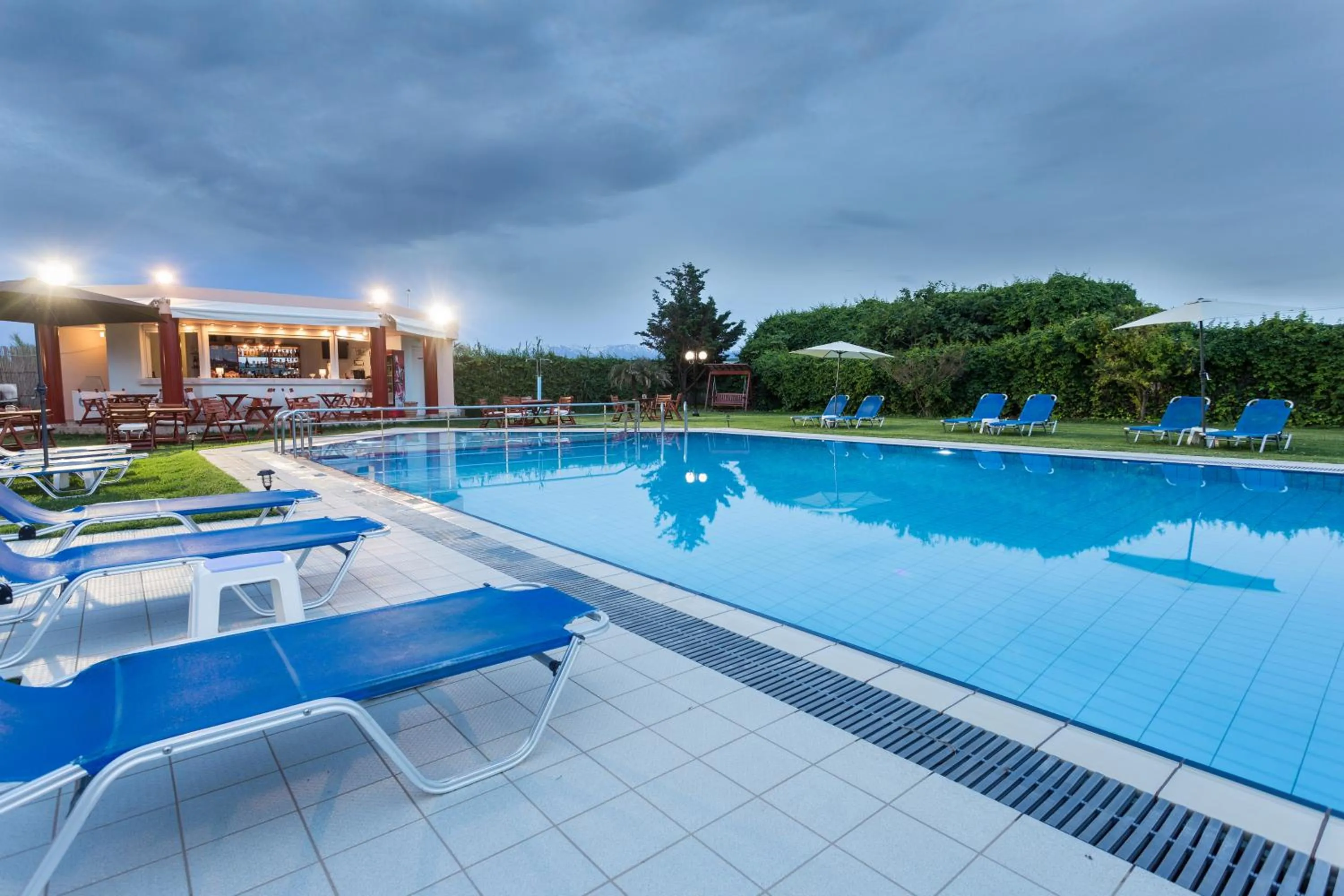 Alonia Hotel Apartments