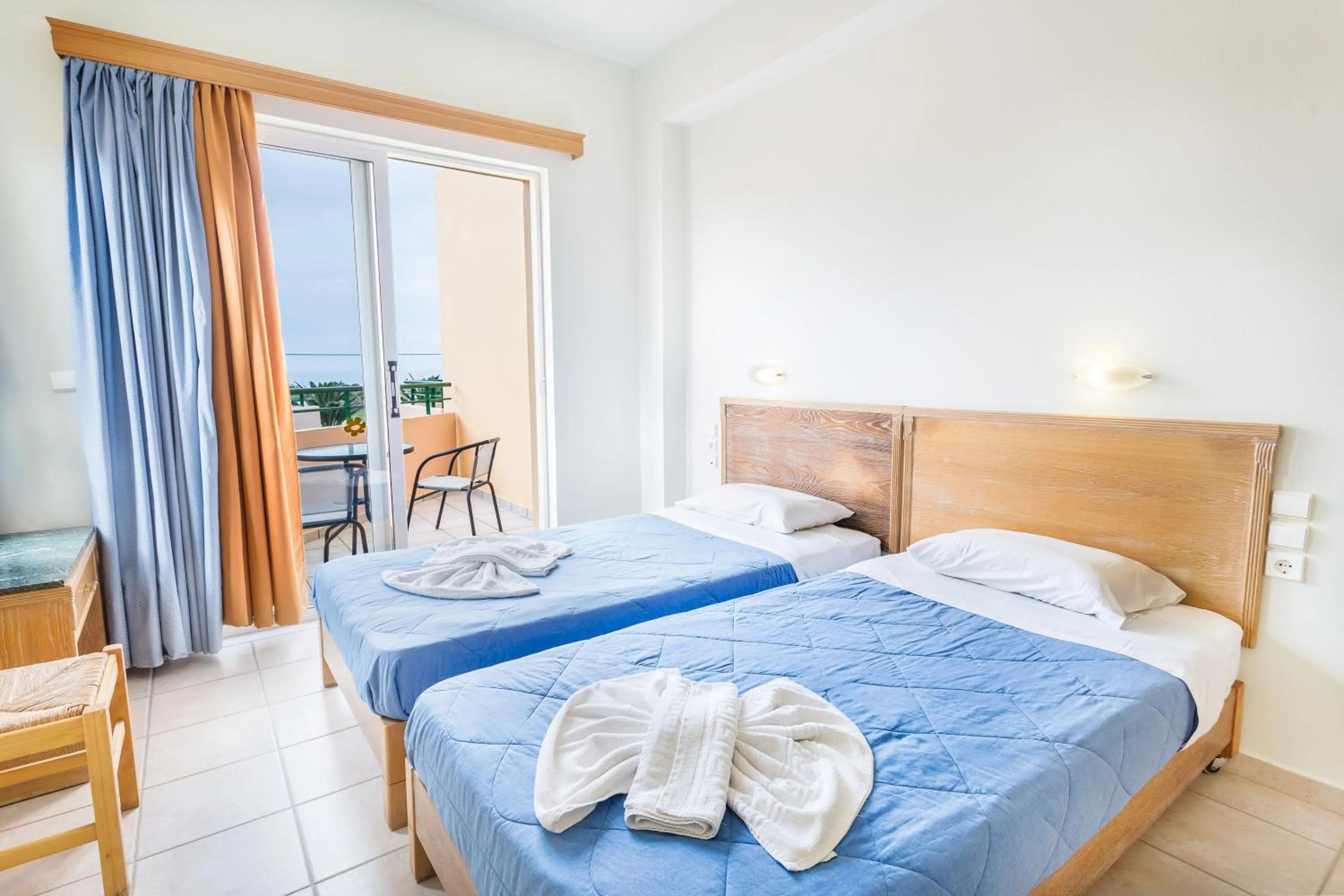 Bed in Alonia Hotel Apartments