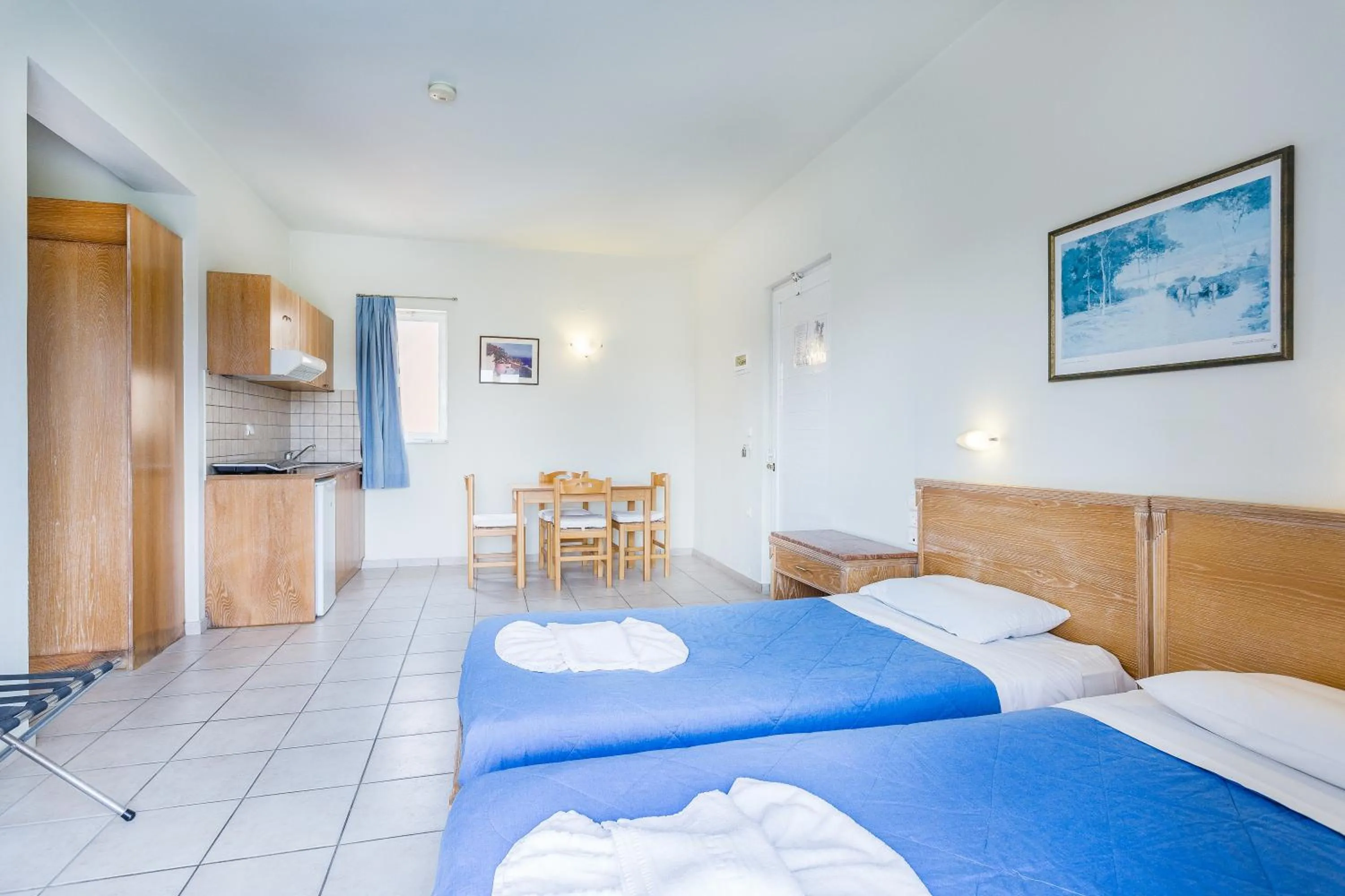 Bed in Alonia Hotel Apartments