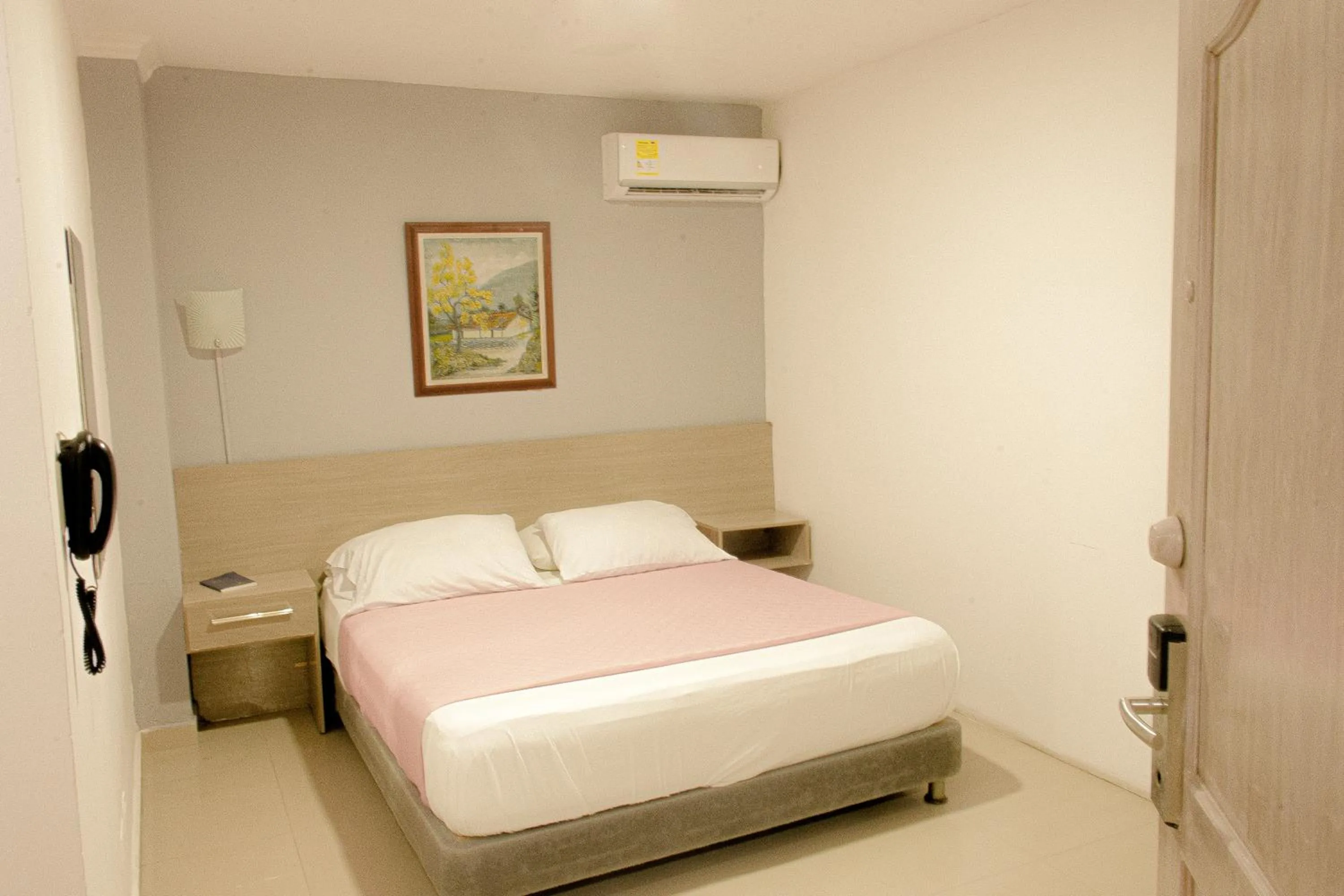 Bed in Hotel Yivinaca