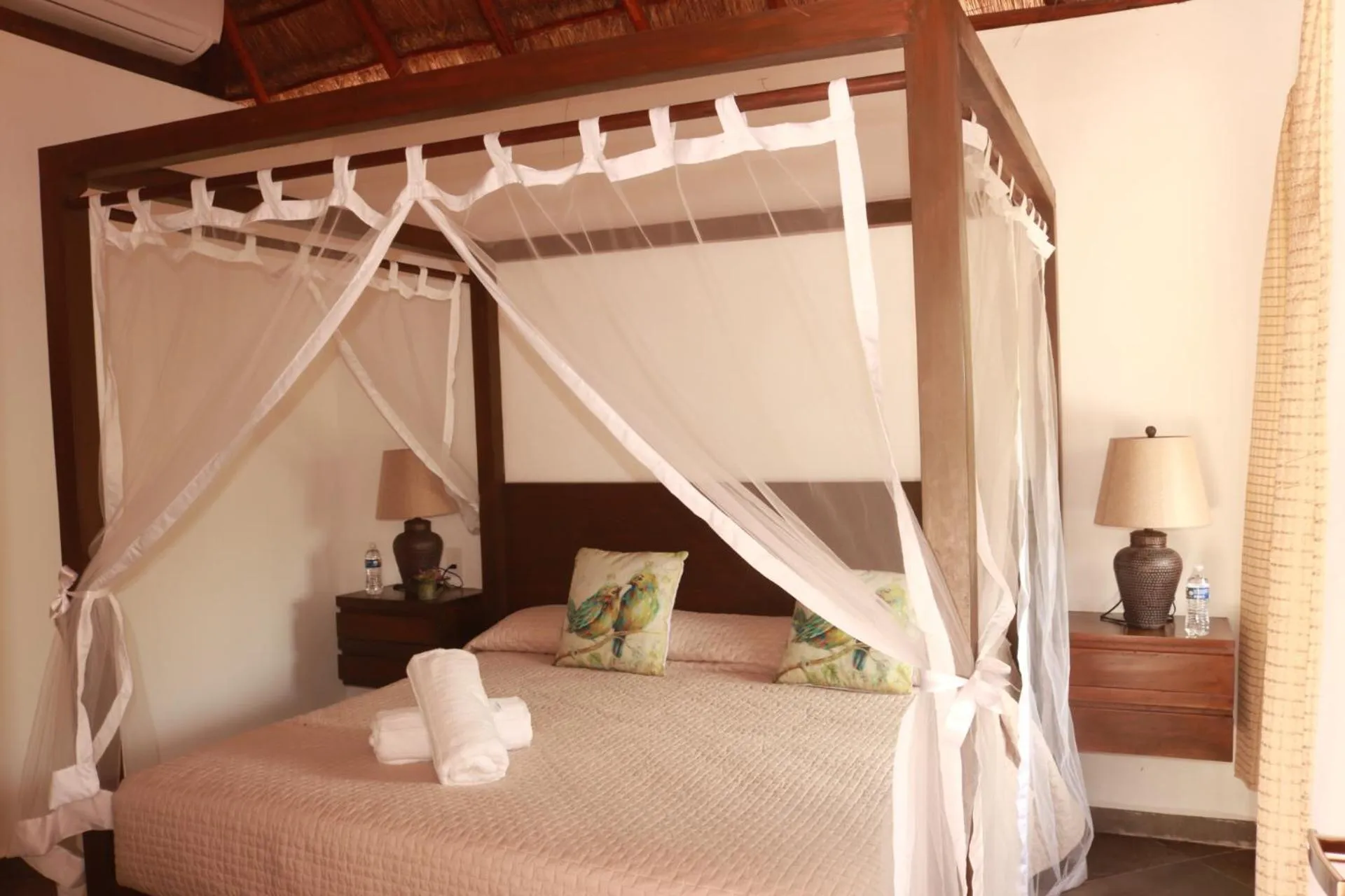 Bed in Hotel Sun Ha Bacalar