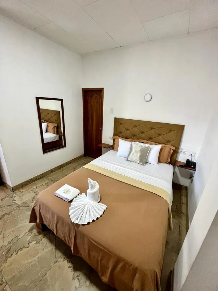 Bed in Fitzcarrald Hotel