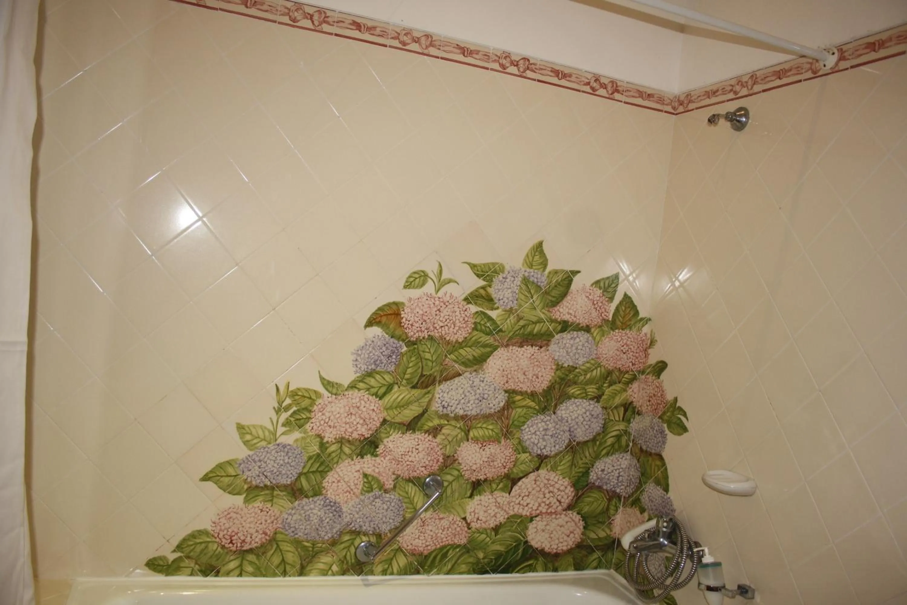 Bathroom in Hotel Sintra Jardim