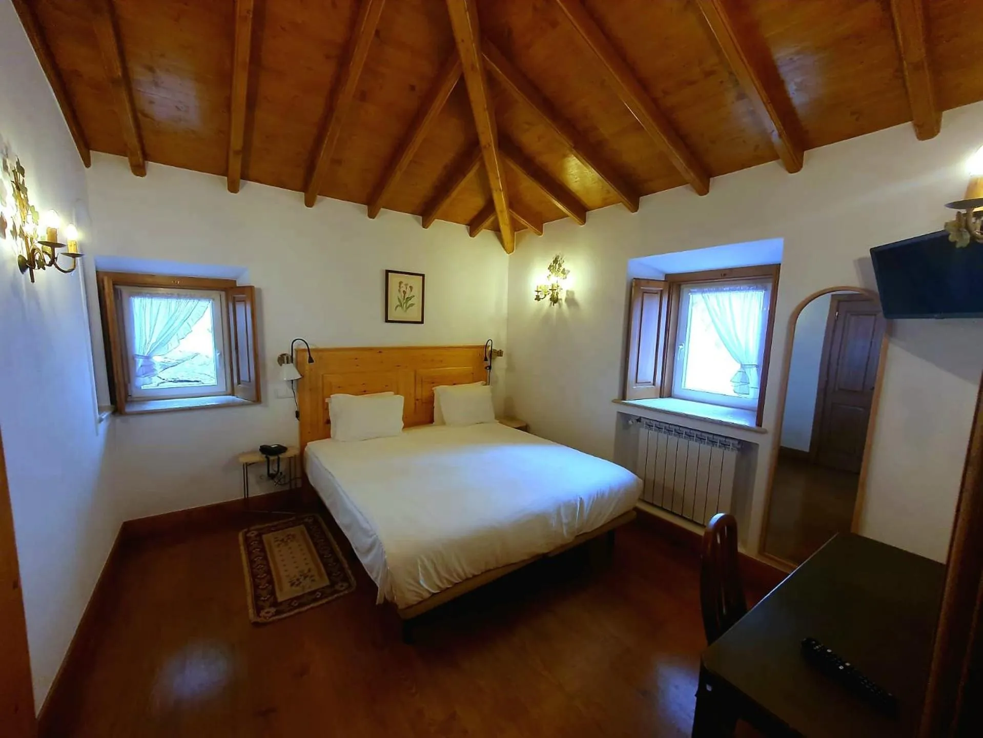 Bed in Hotel Sintra Jardim