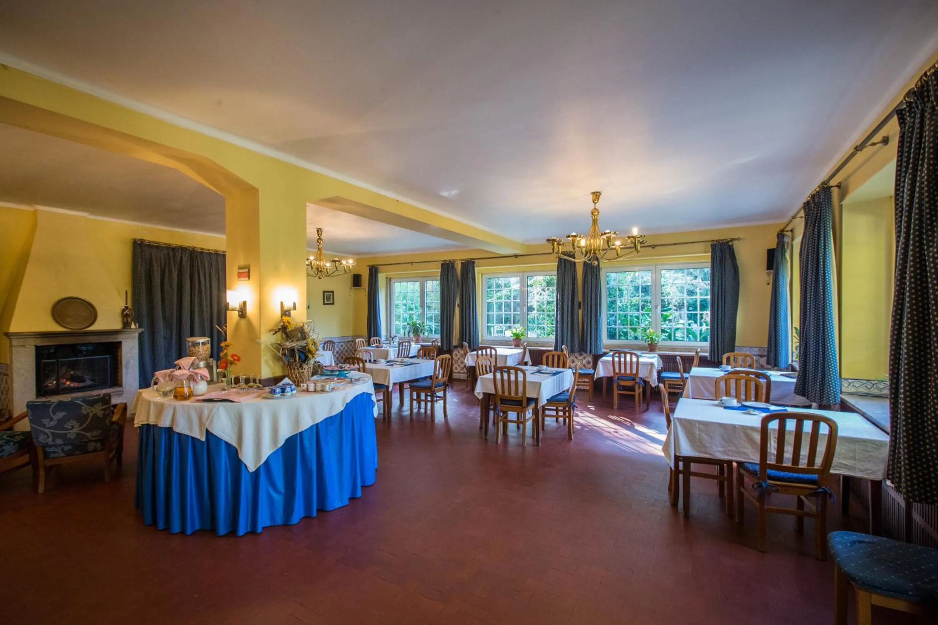 Lounge or bar in Hotel Sintra Jardim