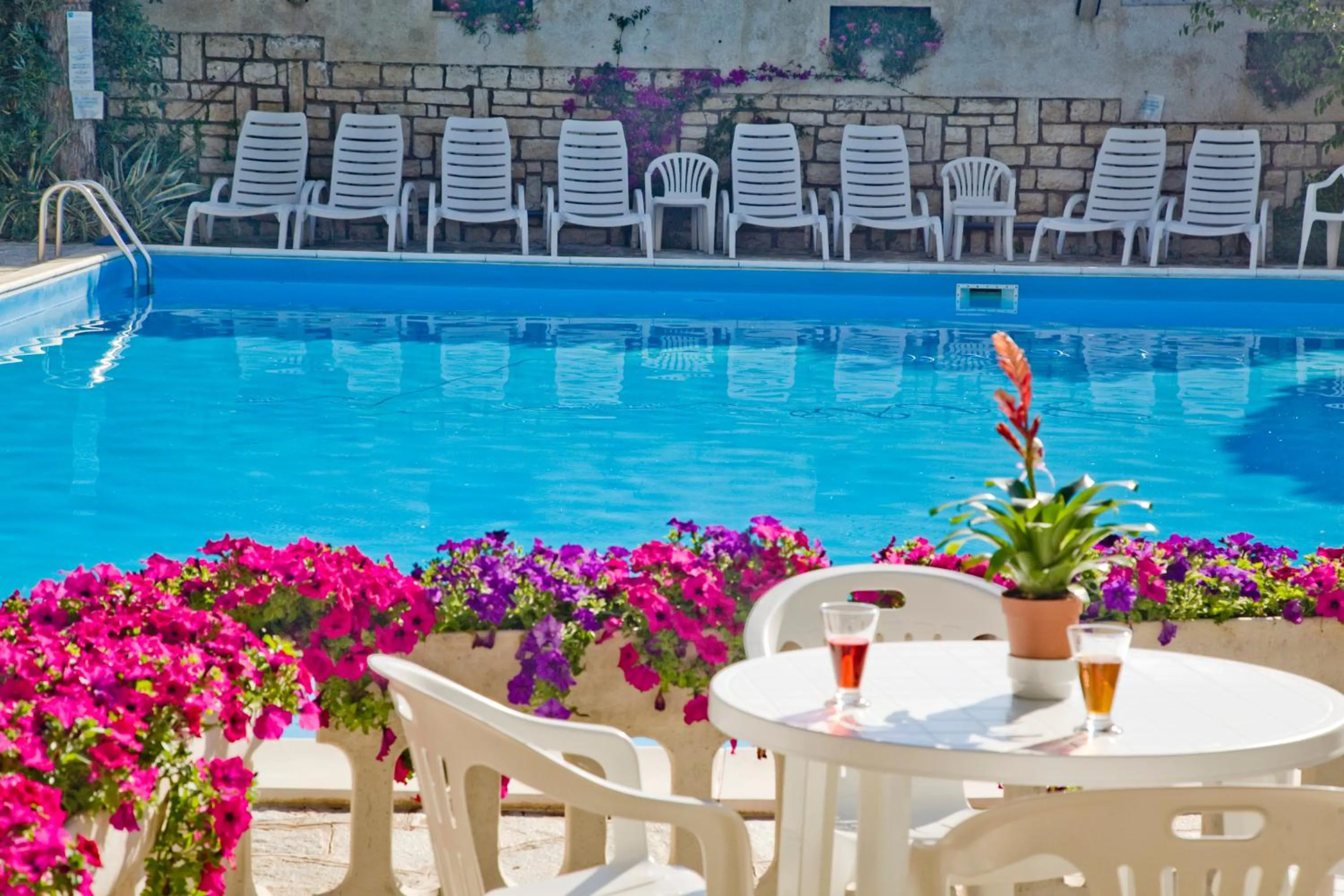 Swimming pool in Hotel K2