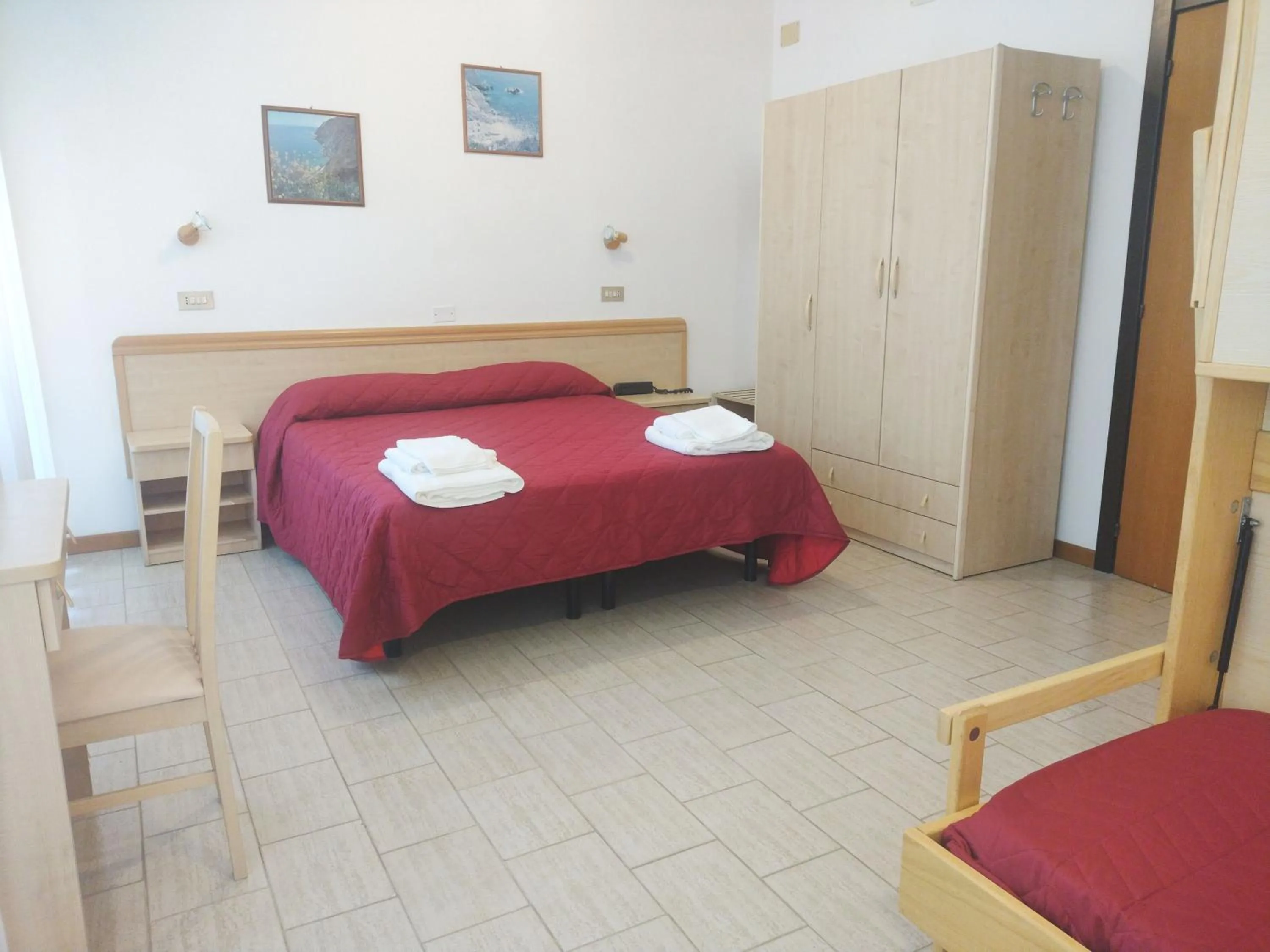 Photo of the whole room, Bed in Hotel K2