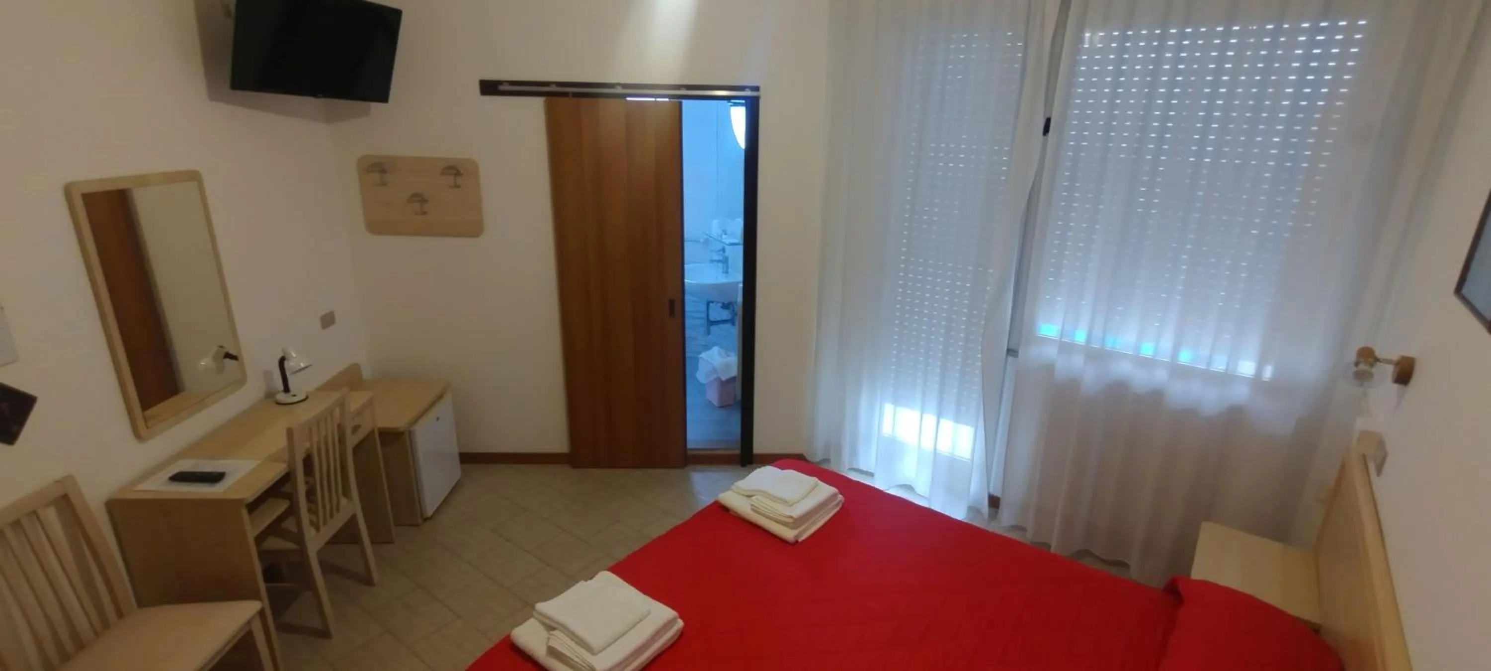 Bedroom, Bed in Hotel K2