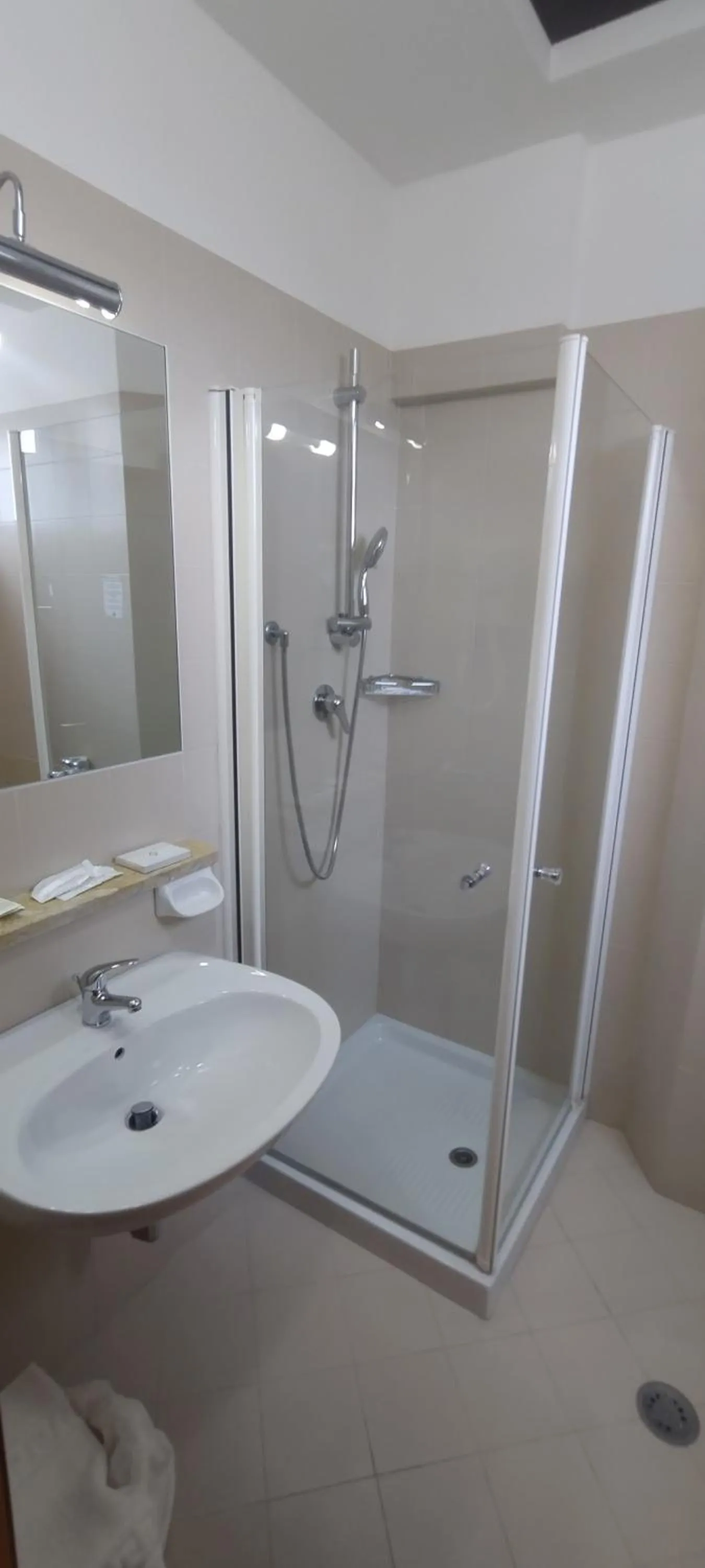 Bathroom in Hotel K2