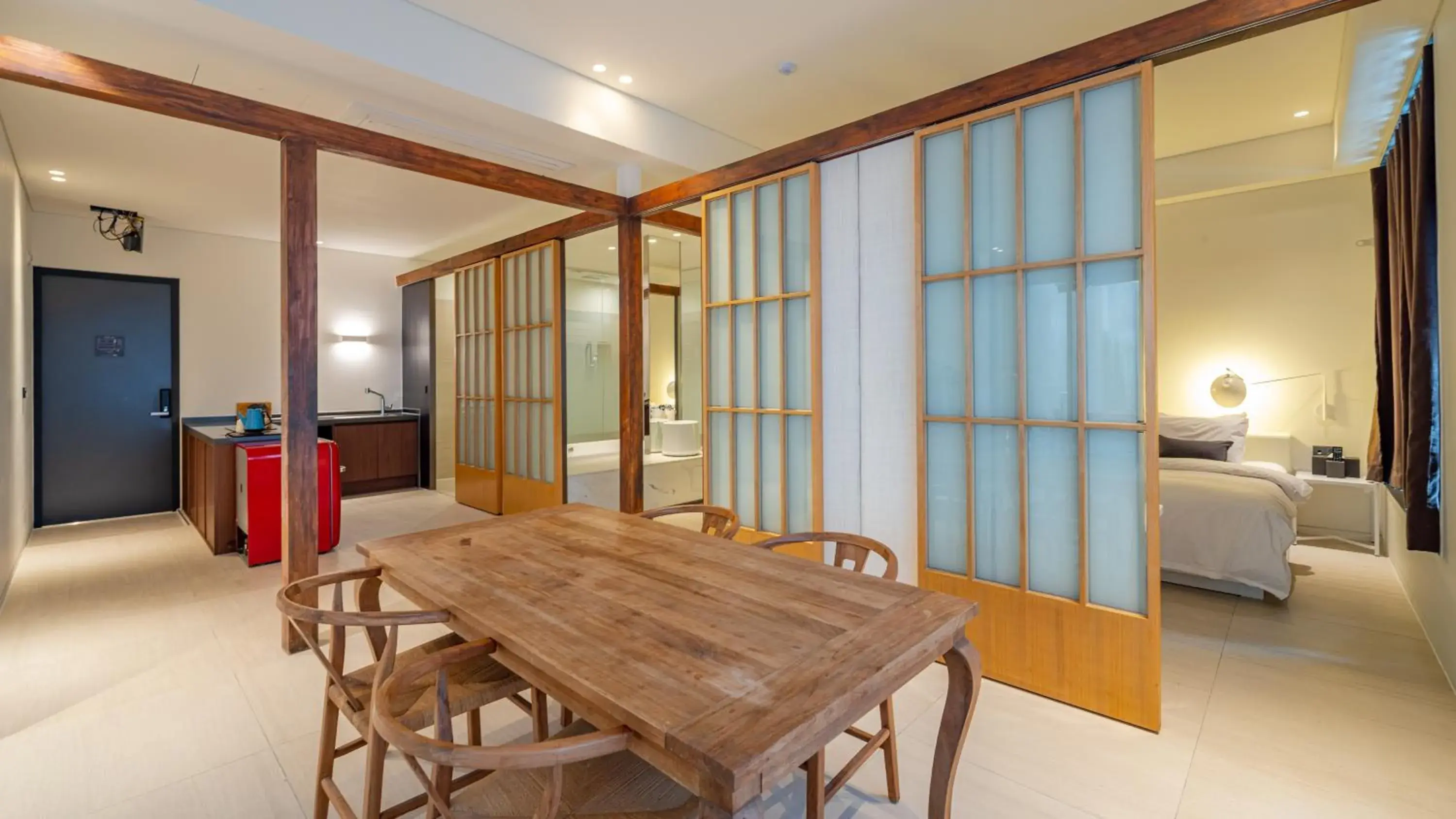 Dining Area in jeonju hotel barahan