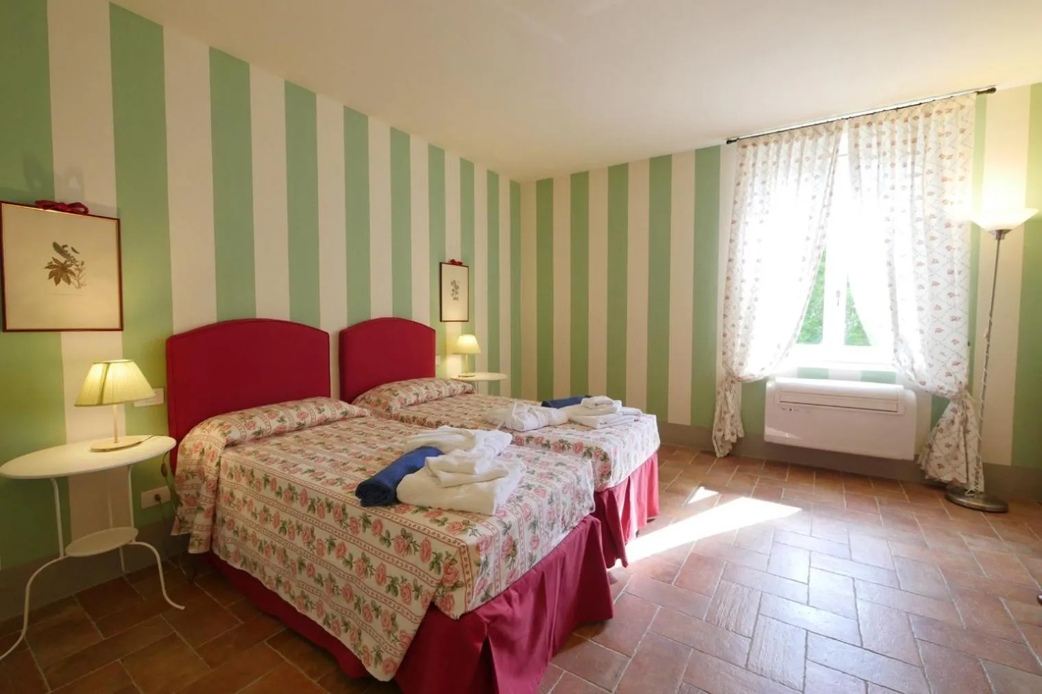Bed in Podere Vigliano