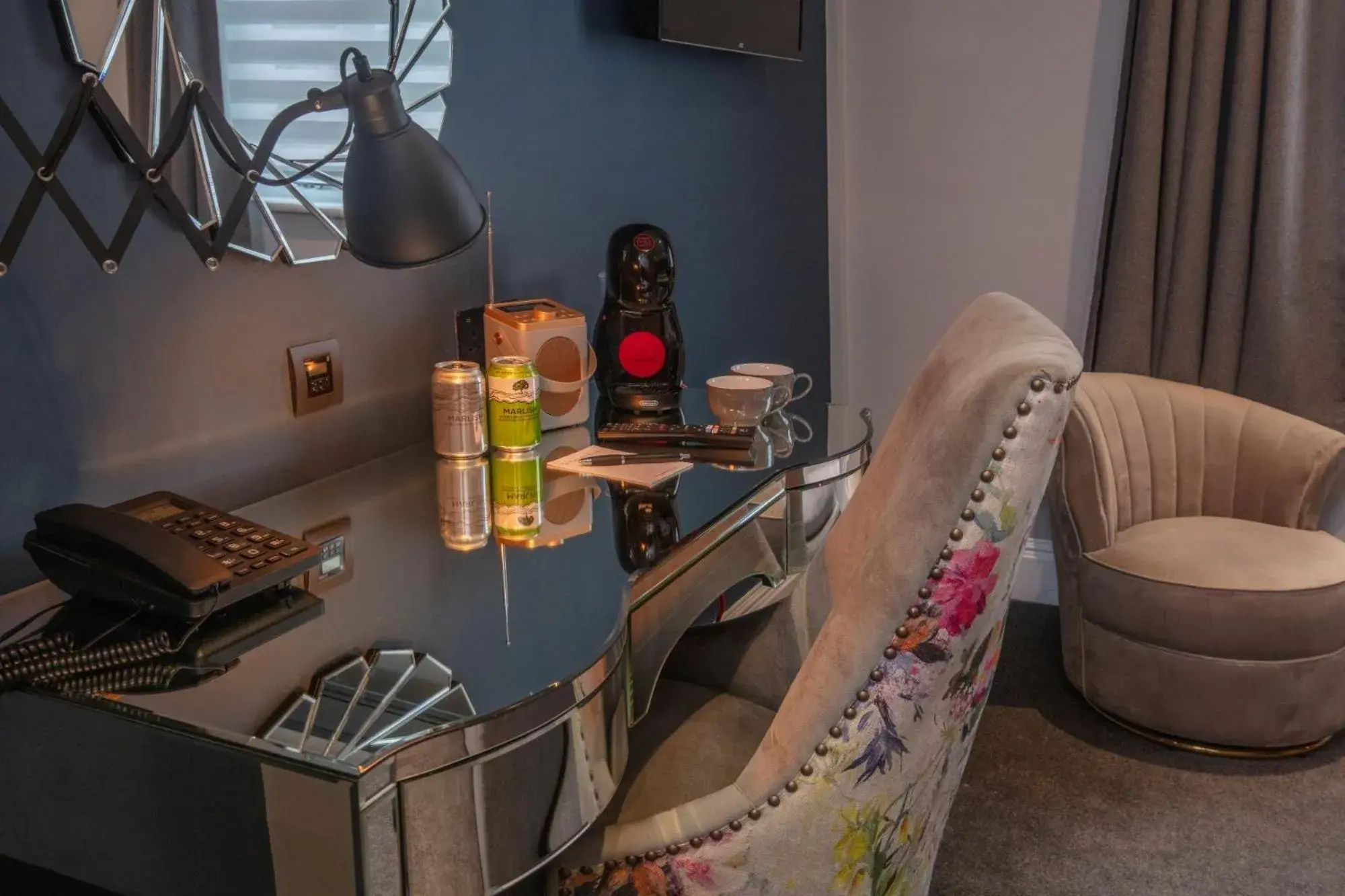 Bedroom in Best Western Gables Hotel Bedroom in Best Western Gables Hotel