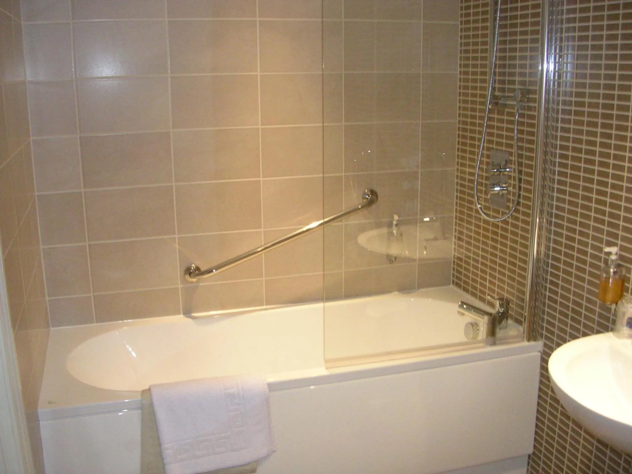 Bathroom in Best Western Gables Hotel