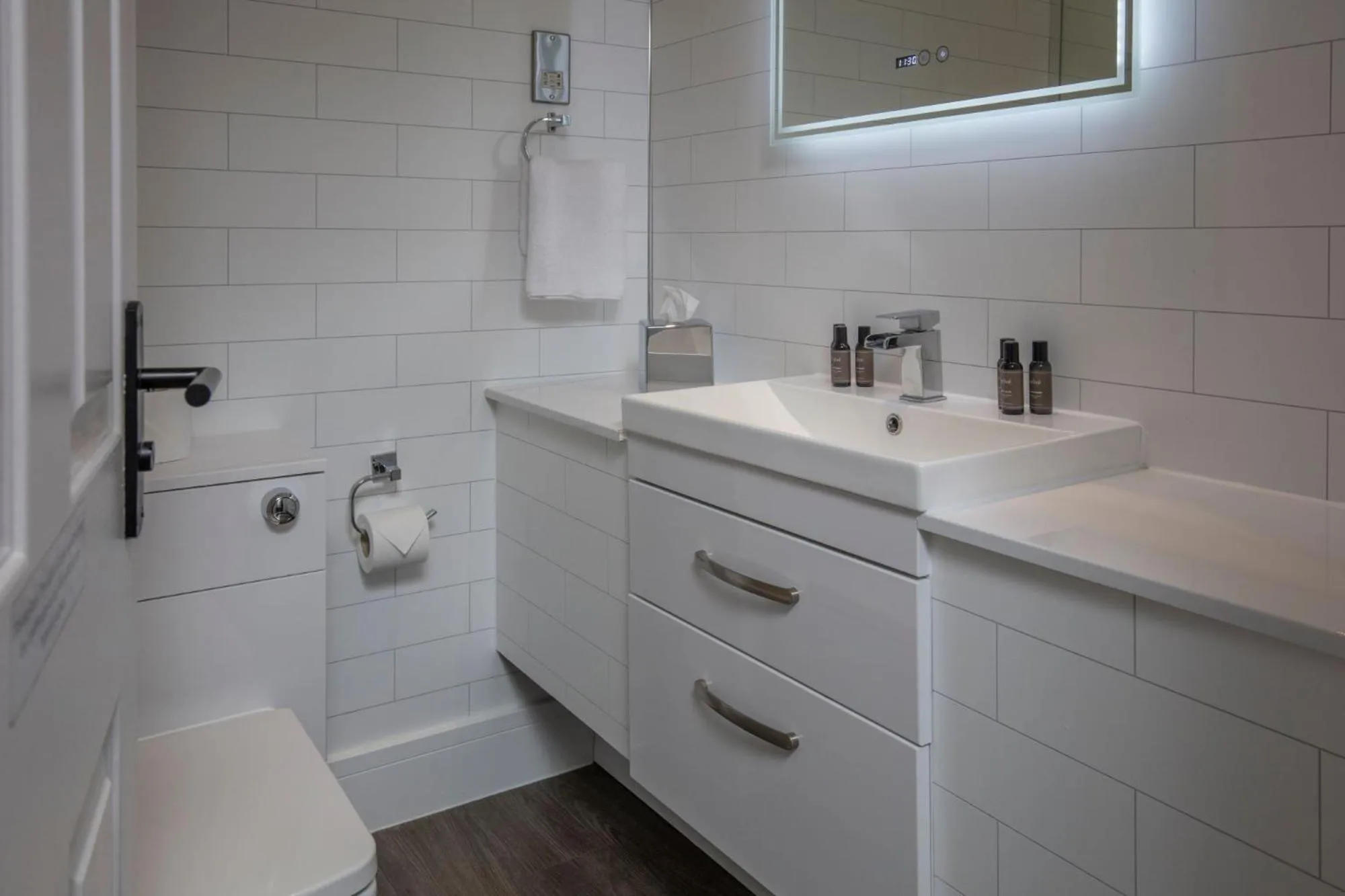 Bathroom in Best Western Gables Hotel