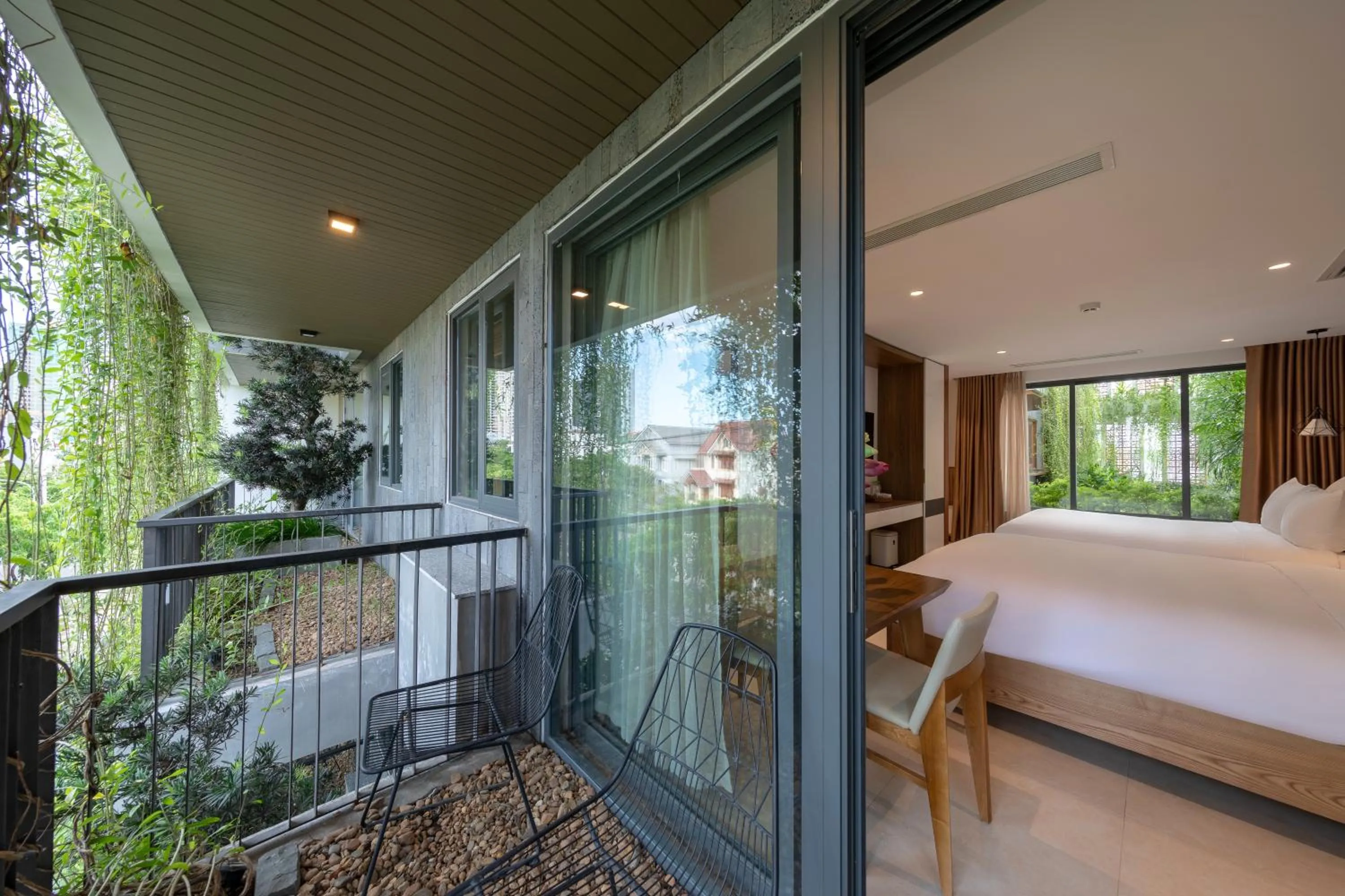 Balcony/Terrace, Bed in Ponte Boutique Da Nang