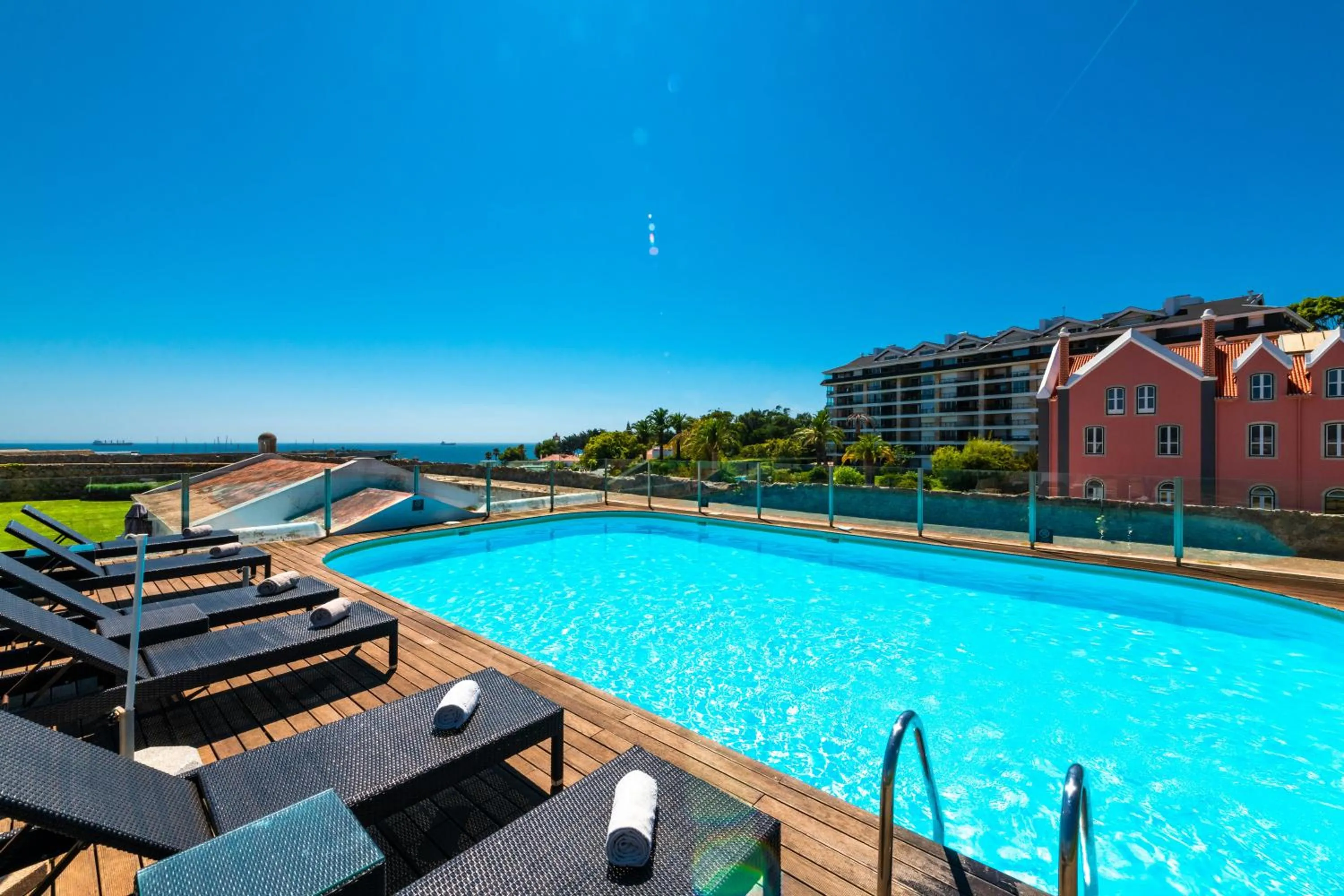 Swimming pool in Pestana Cidadela Cascais - Pousada & Art District