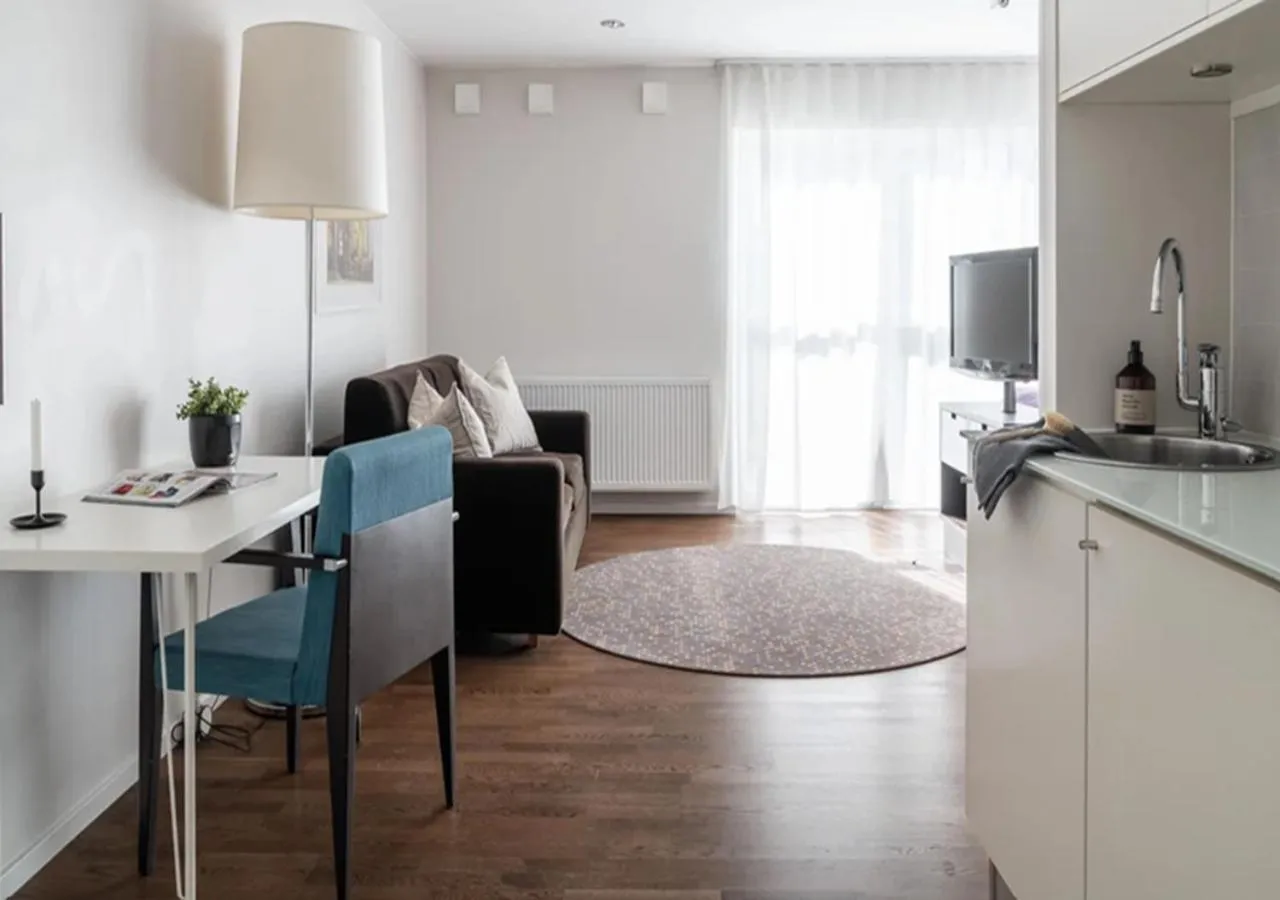 Kitchen or kitchenette in Finn Apartments