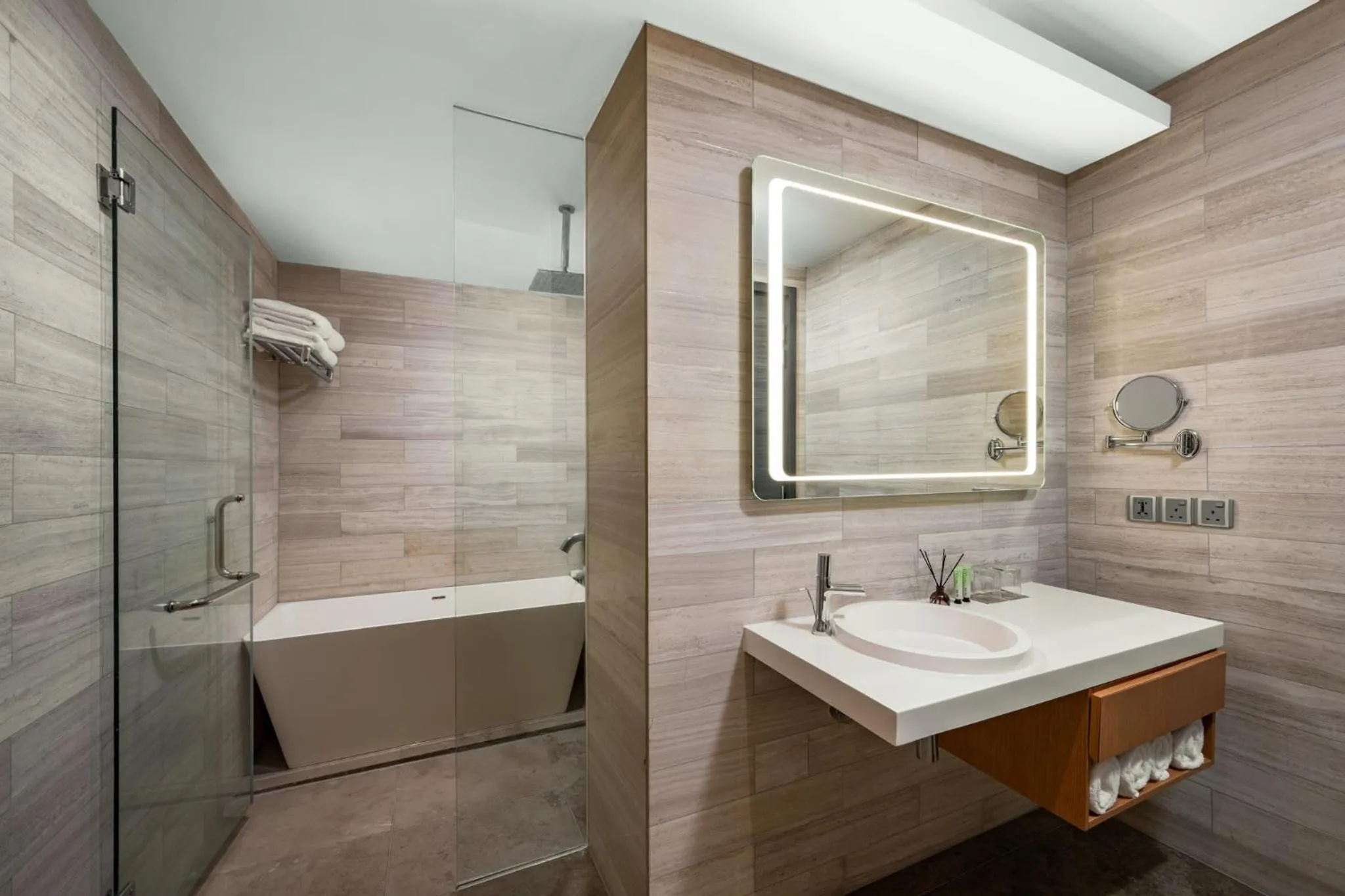 Bathroom in Fraser Place Puteri Harbour