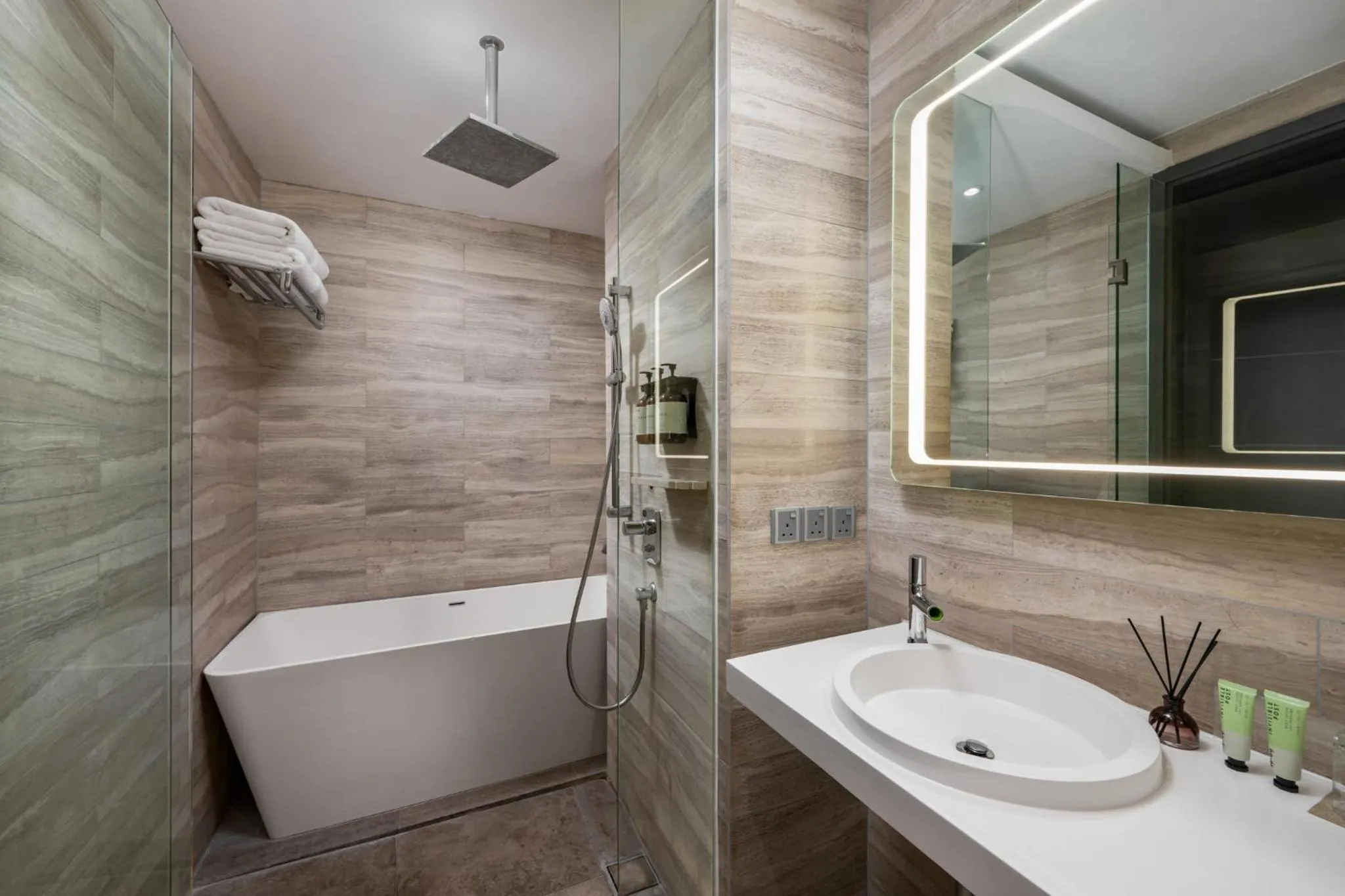 Toilet in Fraser Place Puteri Harbour