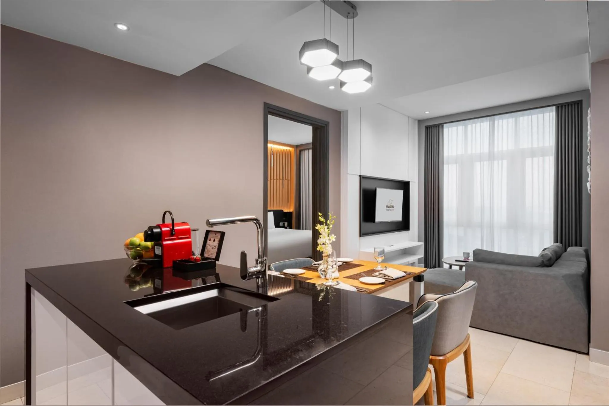 Coffee/tea facilities in Fraser Place Puteri Harbour