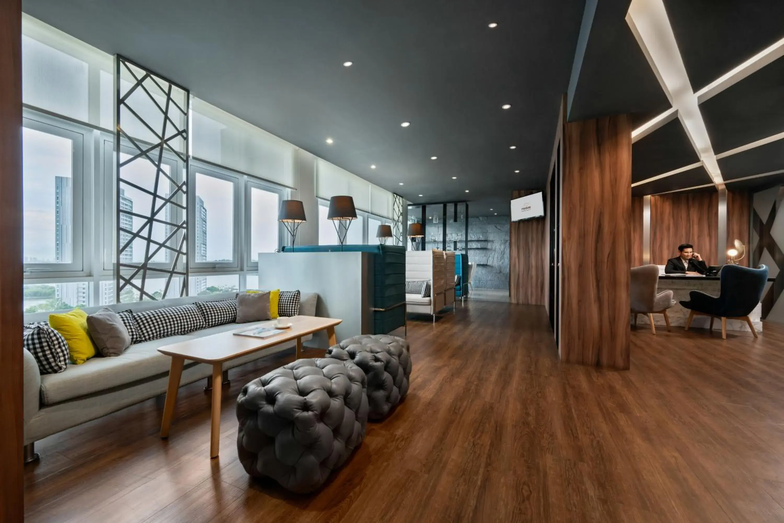 Lounge or bar in Fraser Place Puteri Harbour Lounge or bar in Fraser Place Puteri Harbour