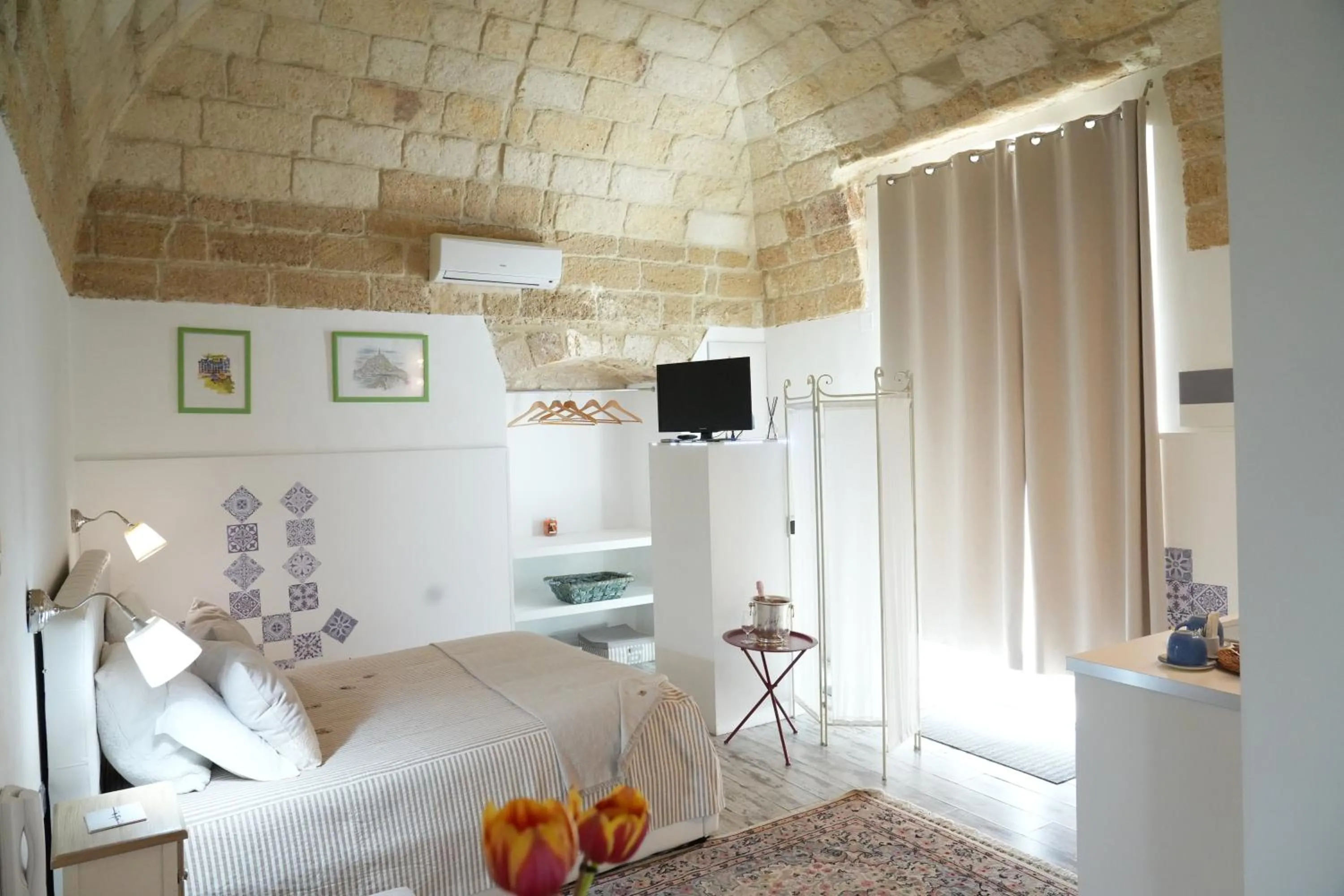Bed in Bed & Breakfast Al Borgo