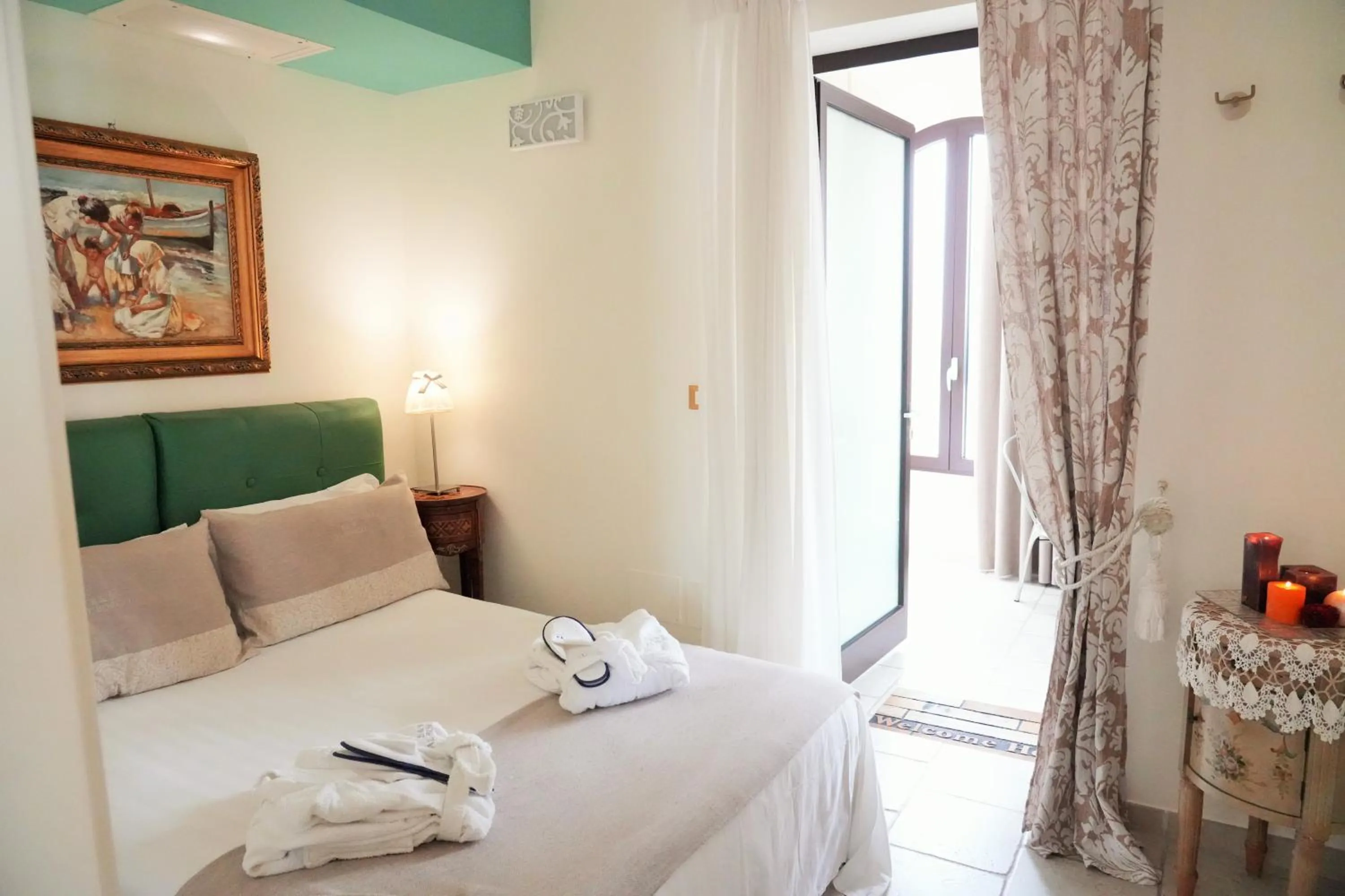 Bed in Bed & Breakfast Al Borgo