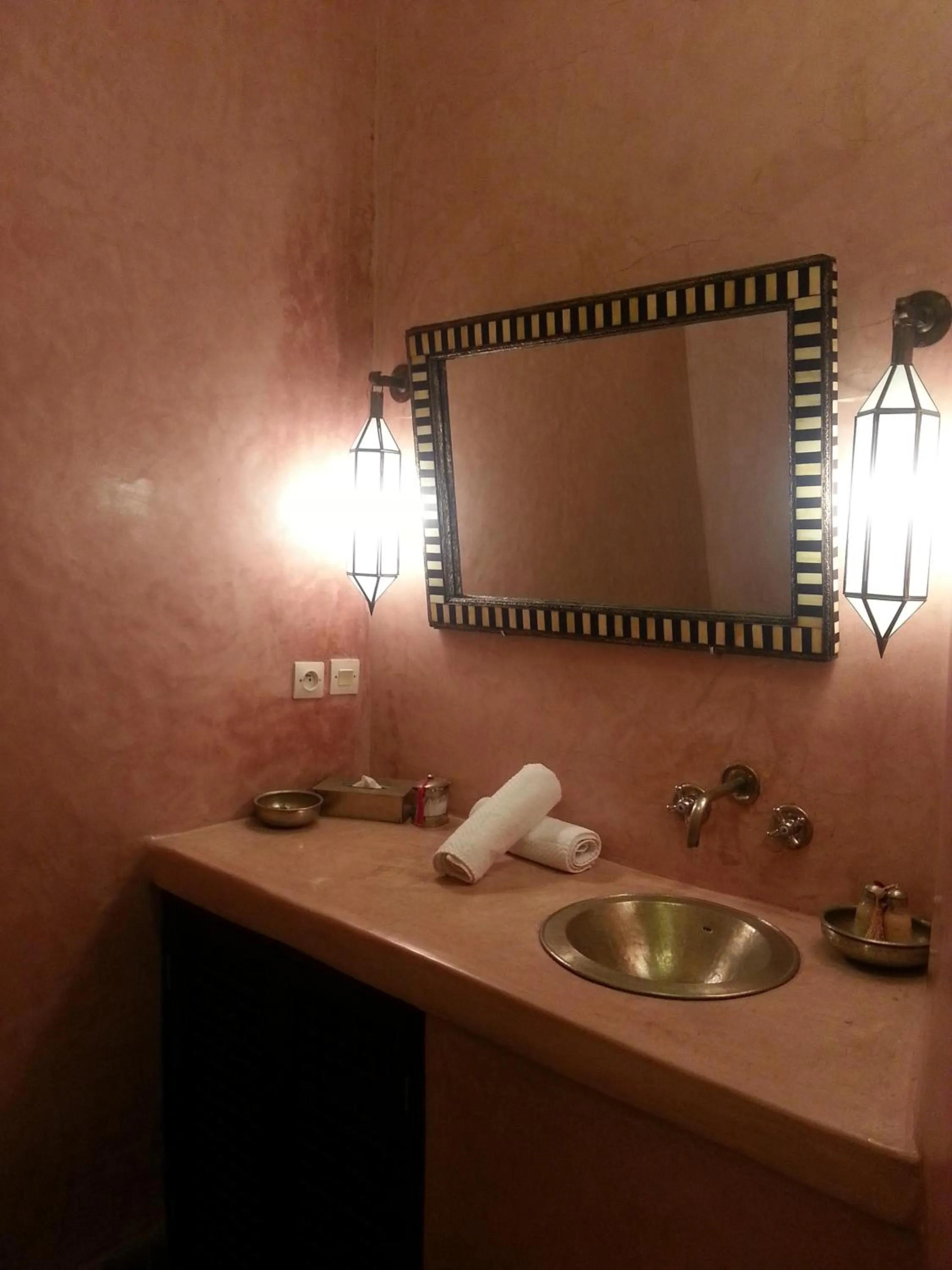 Bathroom in Riad AZZA