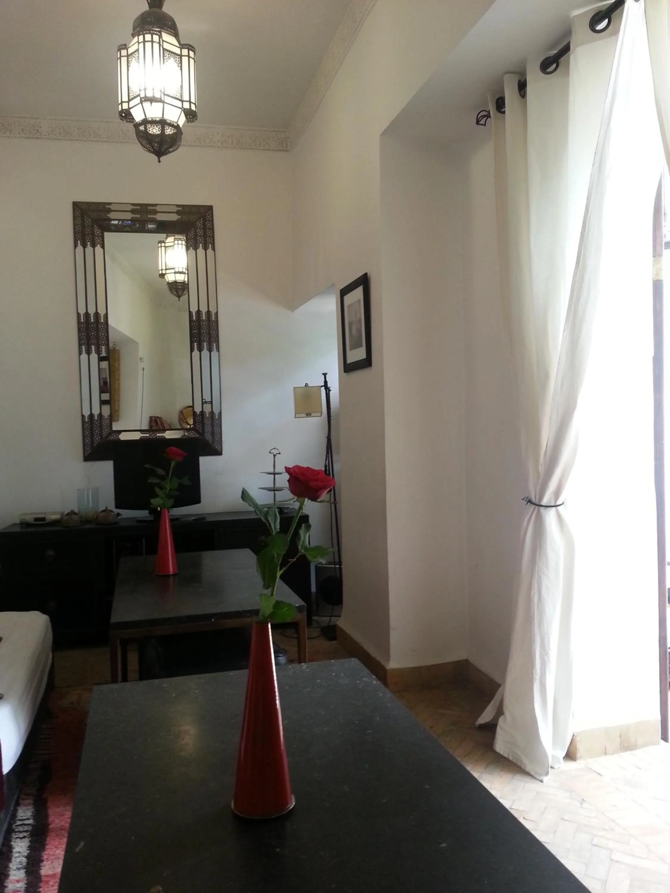 Communal lounge/ TV room in Riad AZZA