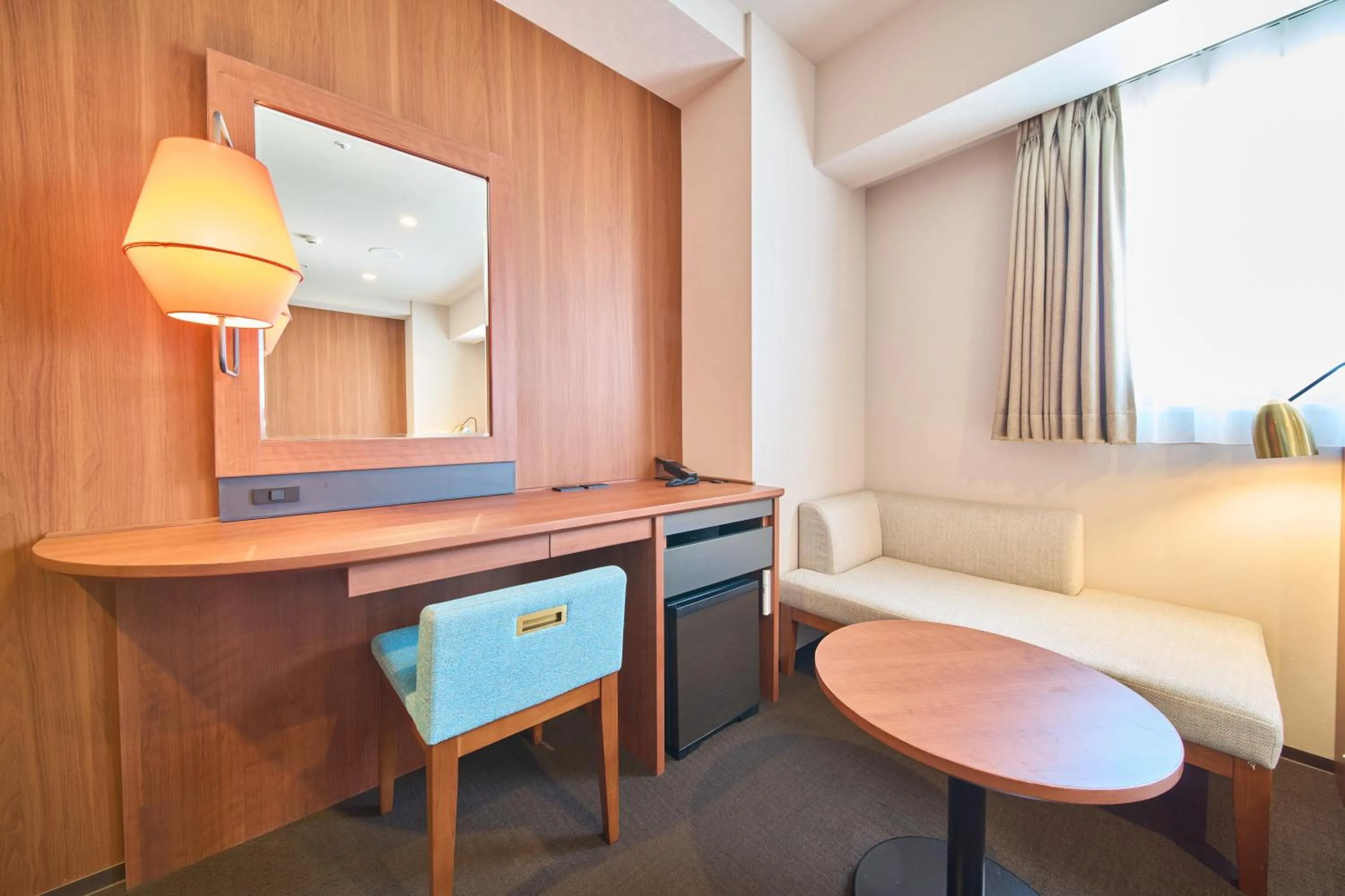 Photo of the whole room in Meitetsu Inn Nagoya Kanayama Annex