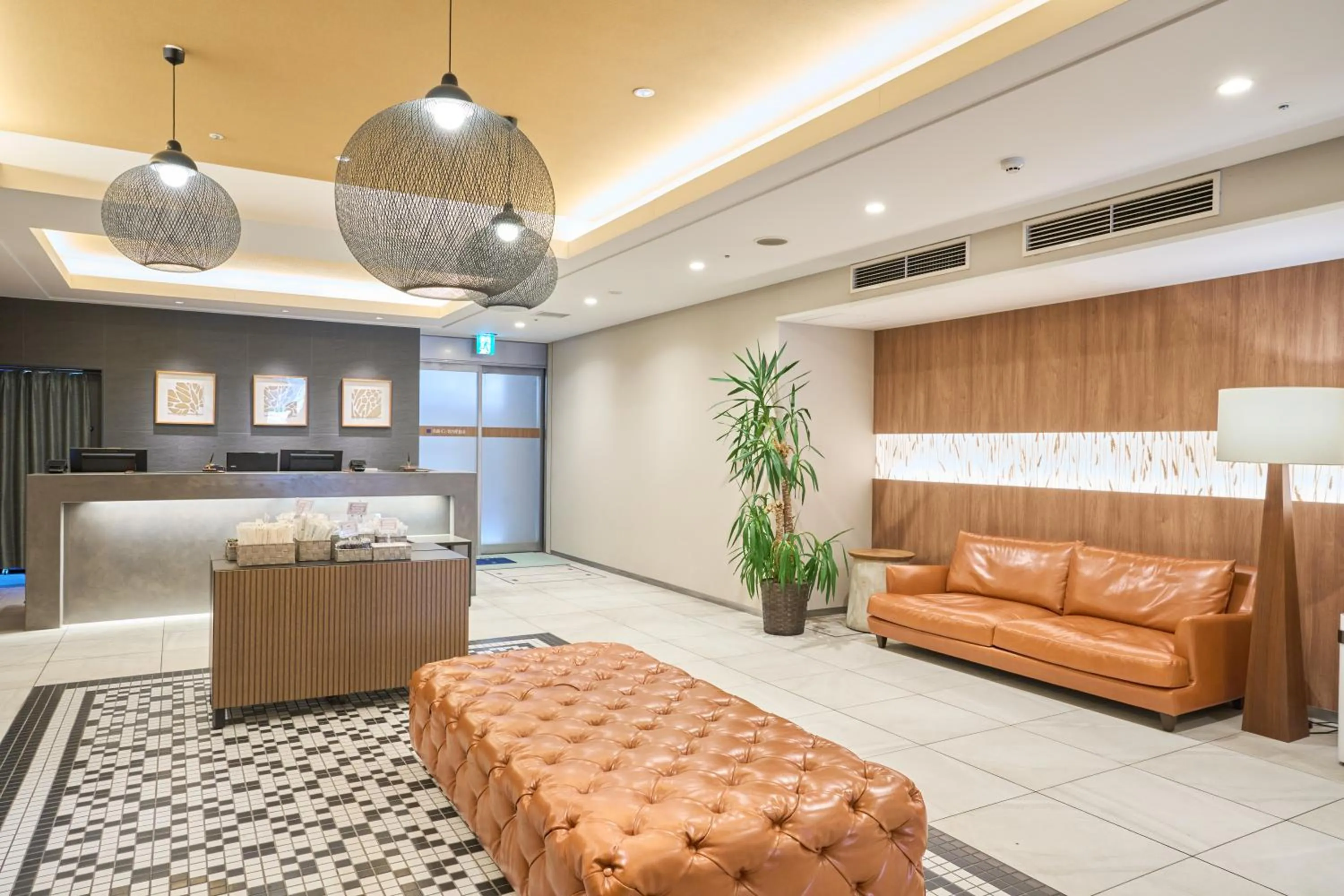 Lobby or reception in Meitetsu Inn Nagoya Kanayama Annex