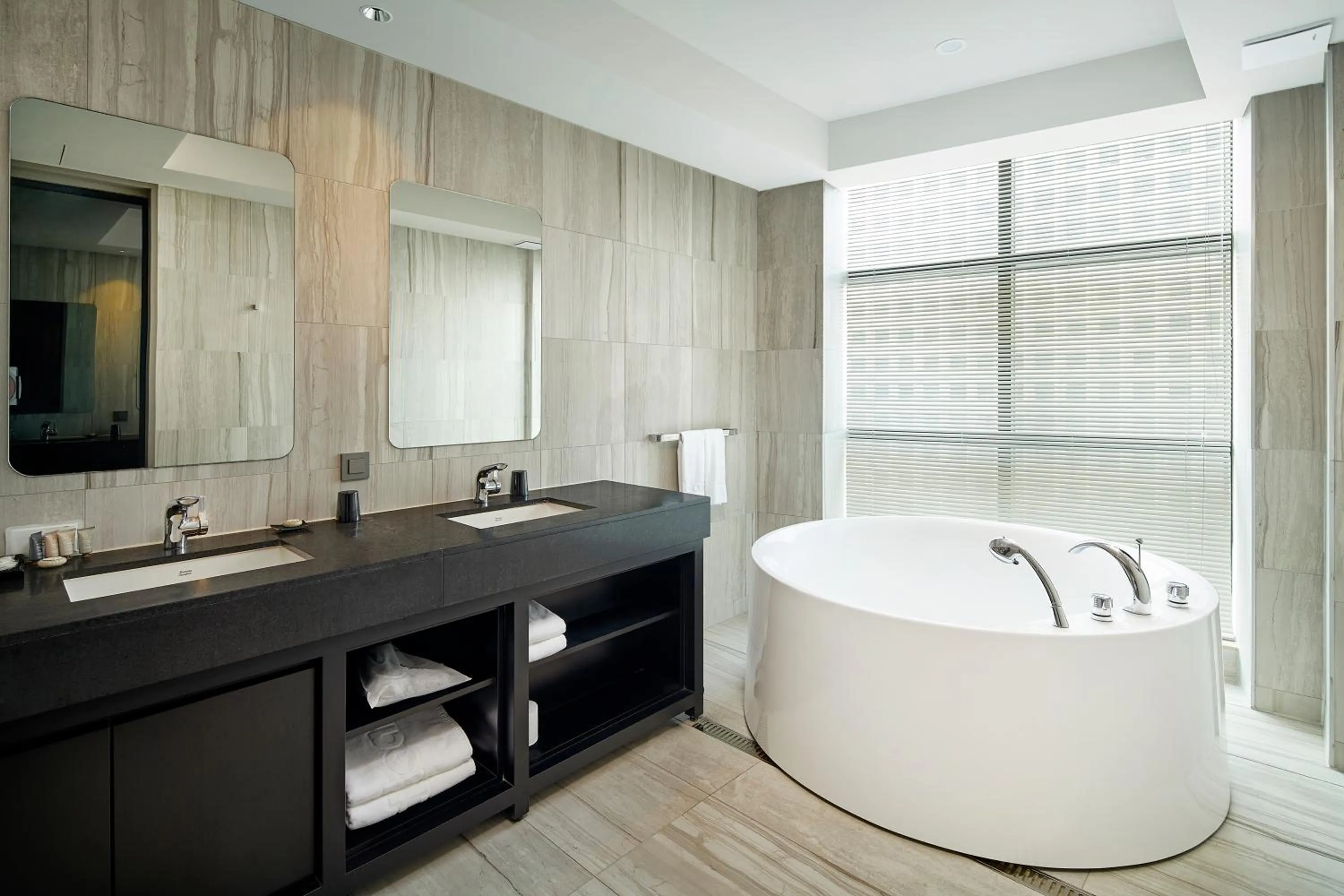 Bathroom in Dears Myeongdong