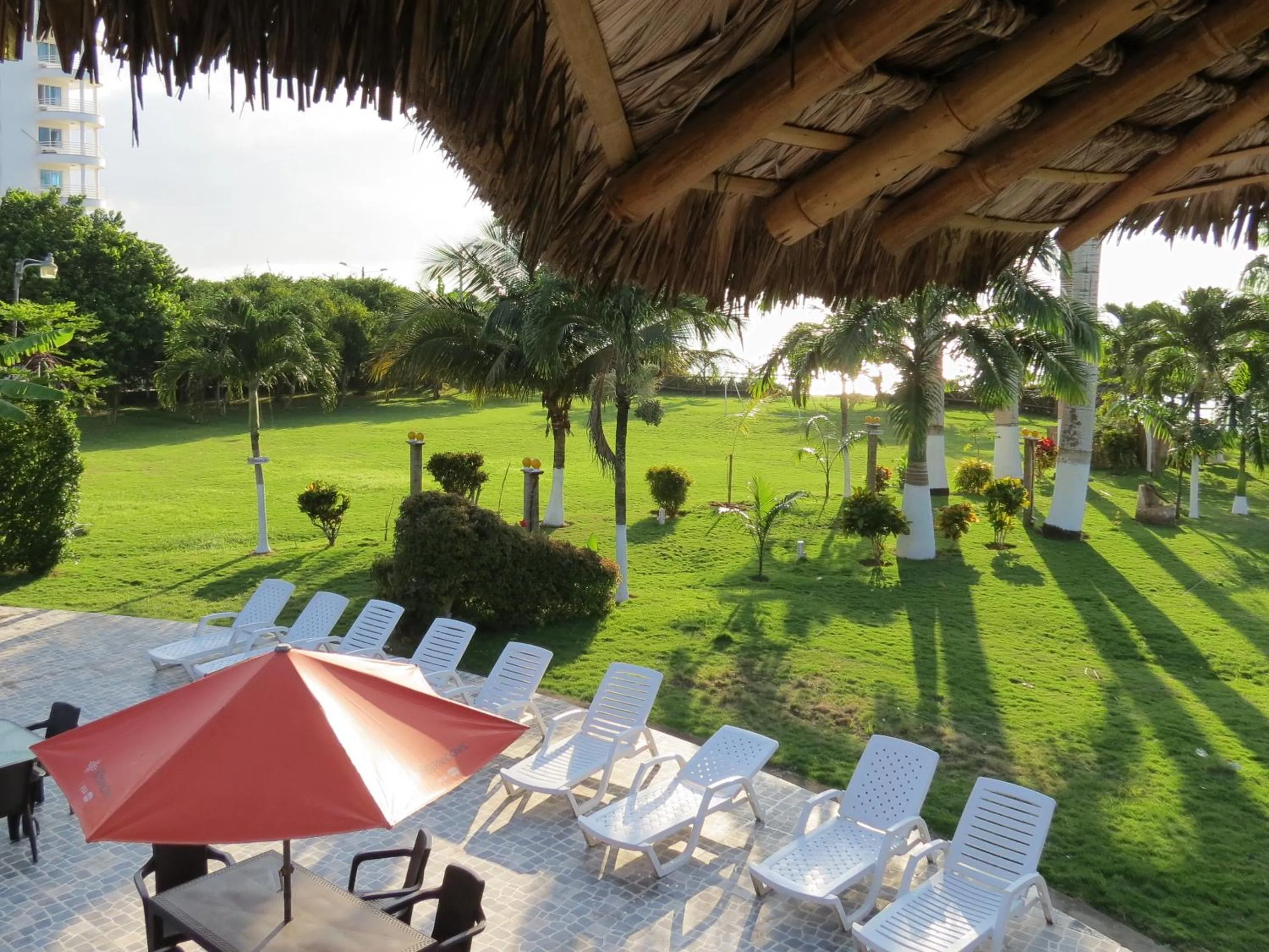 Swimming pool in Hotel Puerto Ballesta