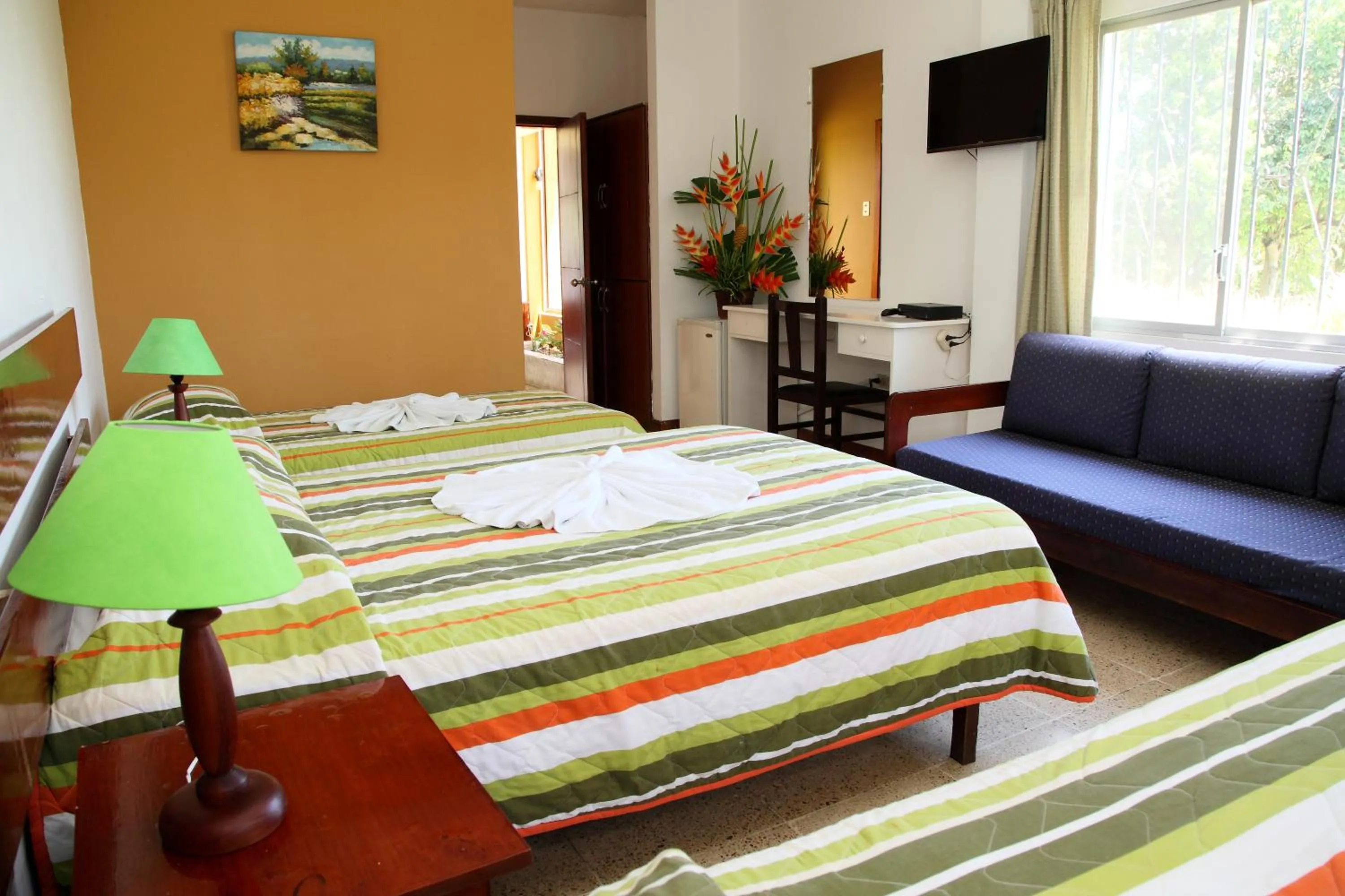 Bedroom, Bed in Hotel Puerto Ballesta