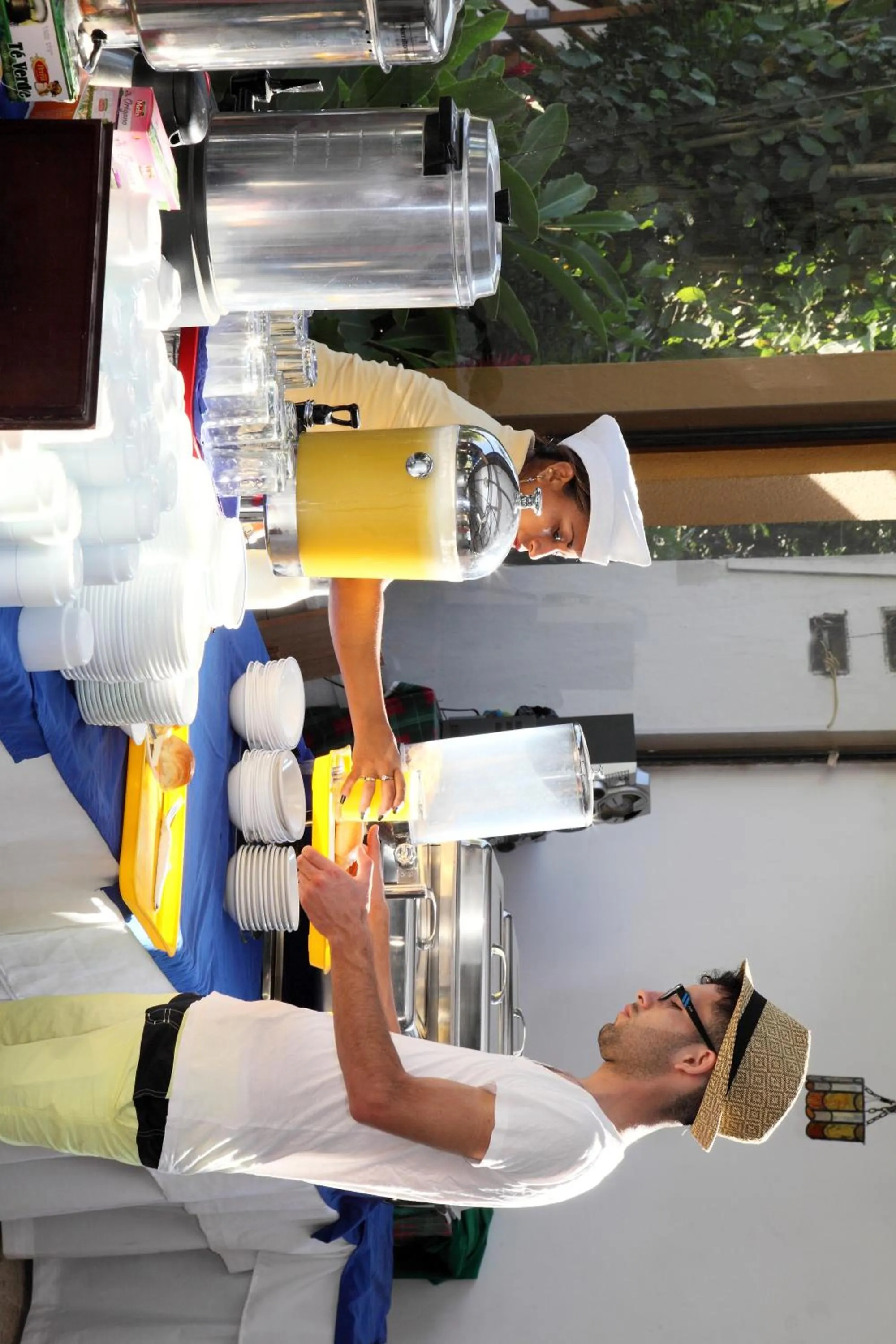Restaurant/places to eat in Hotel Puerto Ballesta