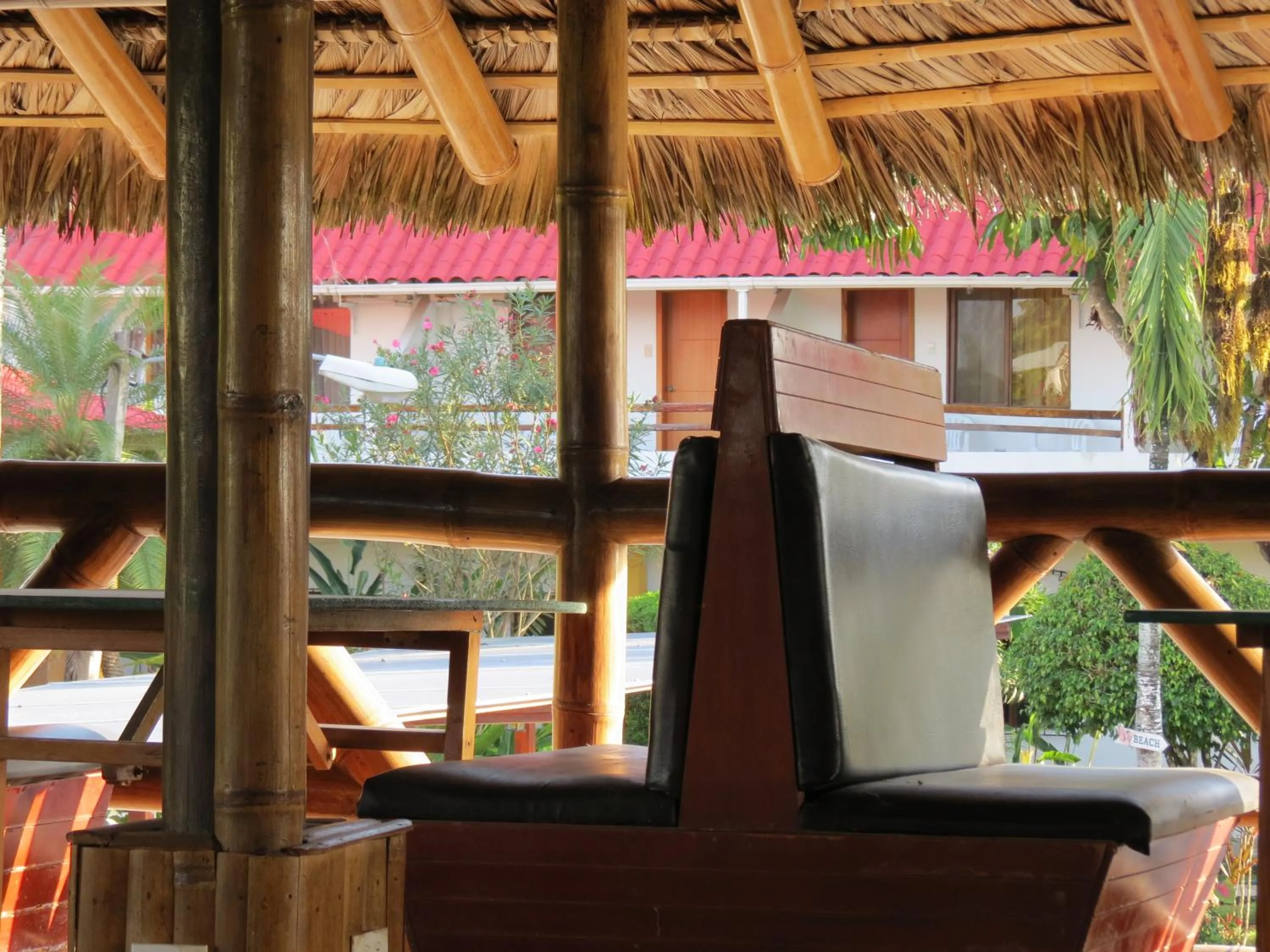 Lounge or bar in Hotel Puerto Ballesta