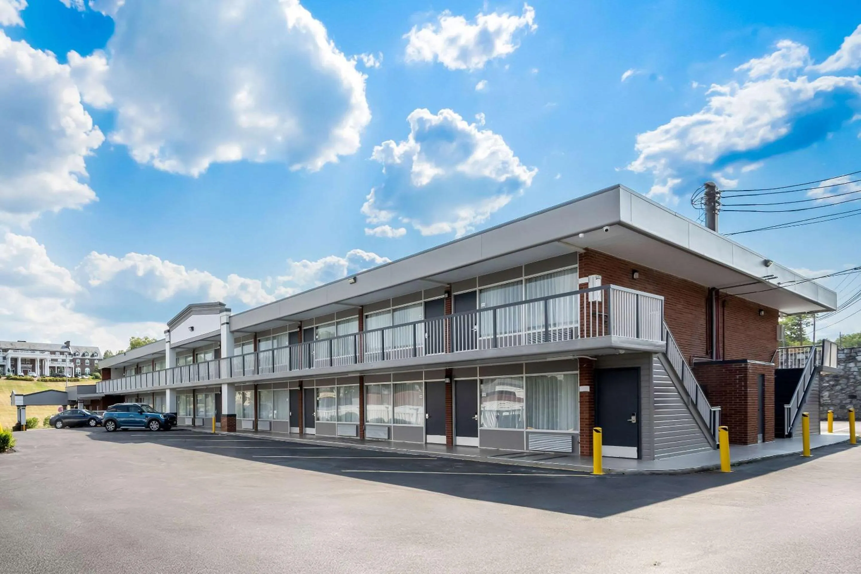 Property building in Quality Inn