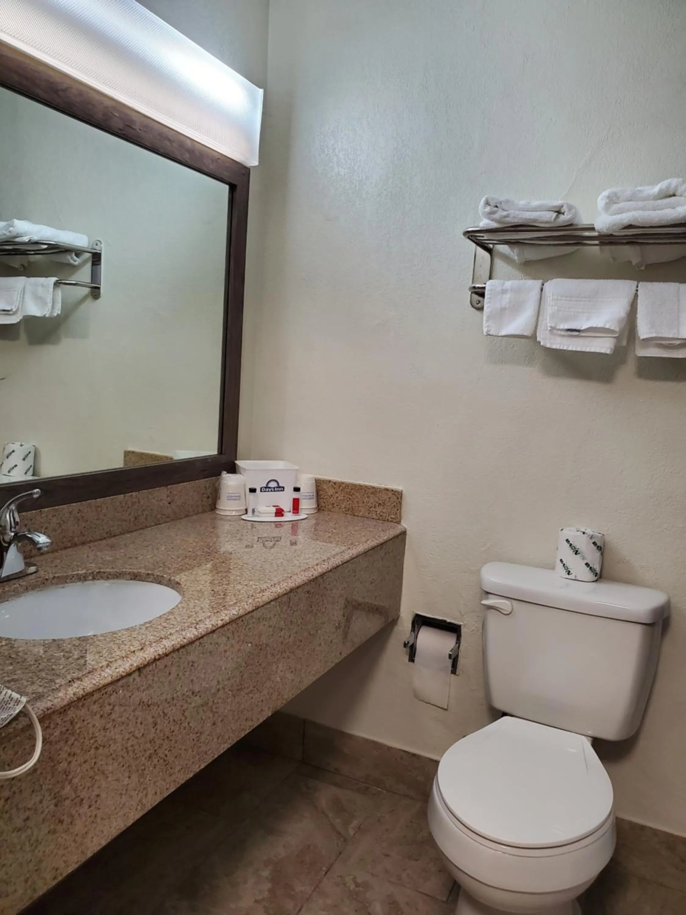 Days Inn by Wyndham Lawton