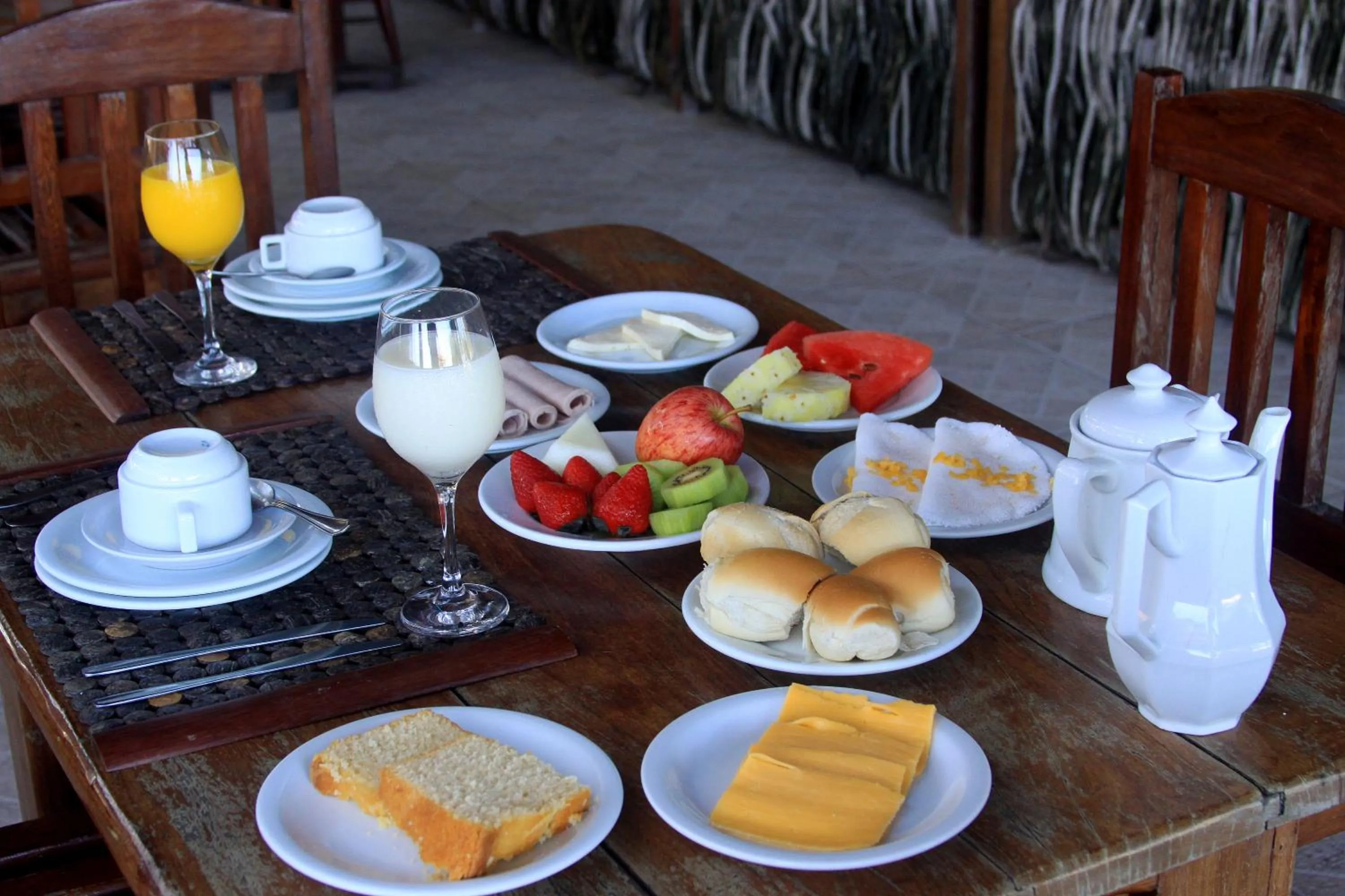 Food in Albacora Praia Hotel