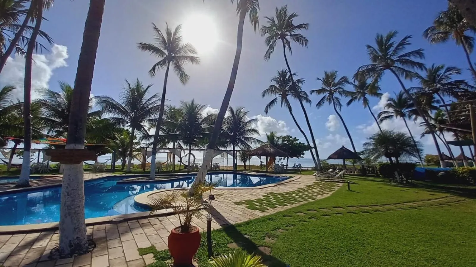 Pool view in Albacora Praia Hotel