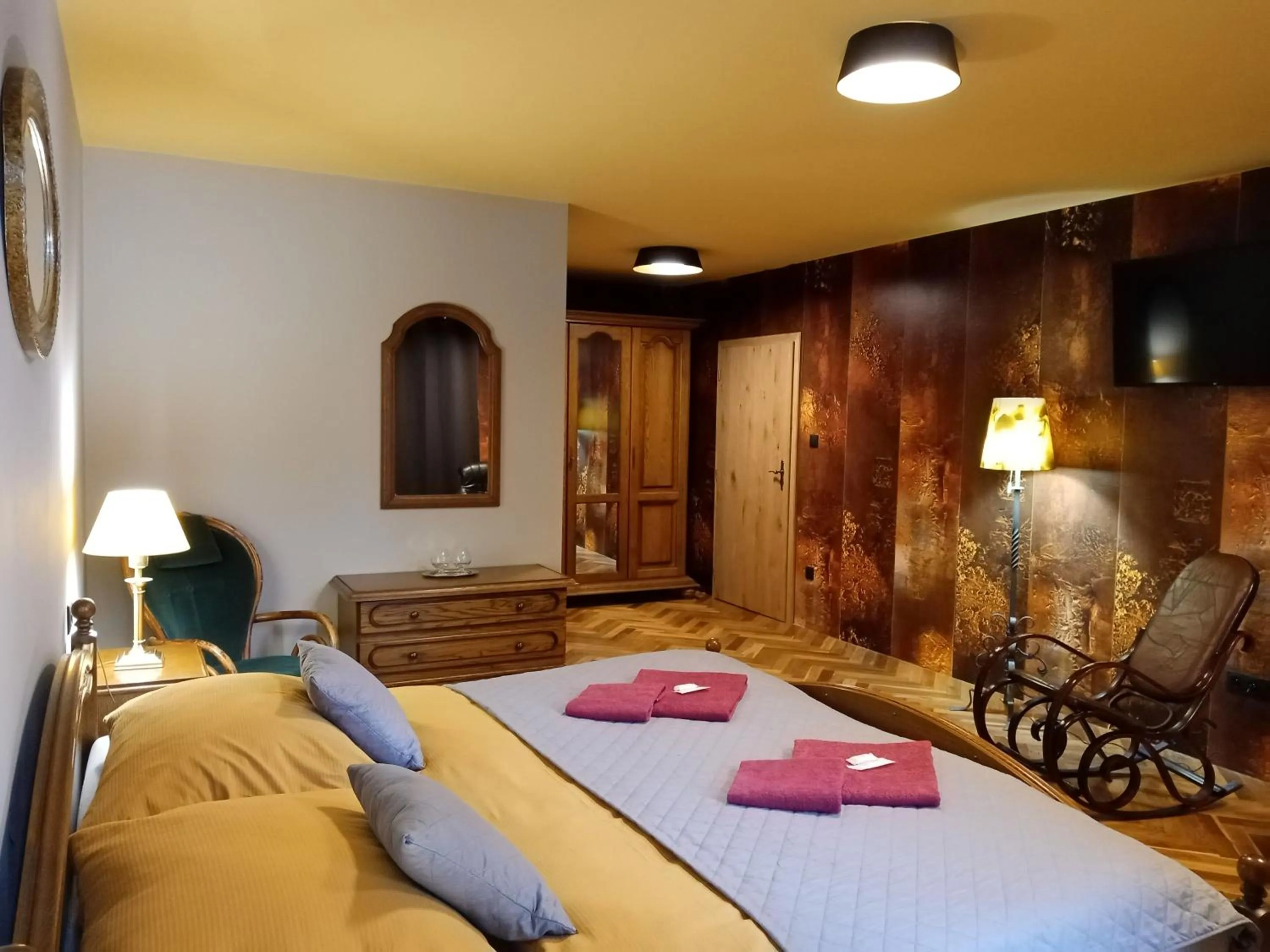 Photo of the whole room, Bed in Hotel Cade